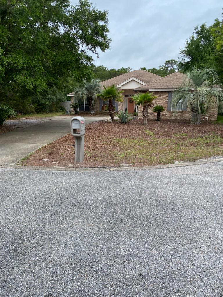 PELICAN BAY - Residential