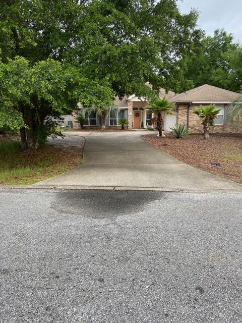 PELICAN BAY - Residential