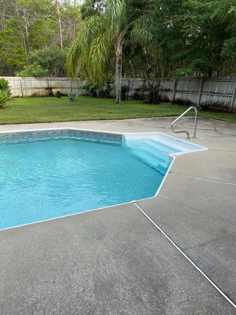 PELICAN BAY - Residential