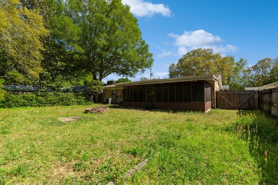PINECREST HILLS - Residential