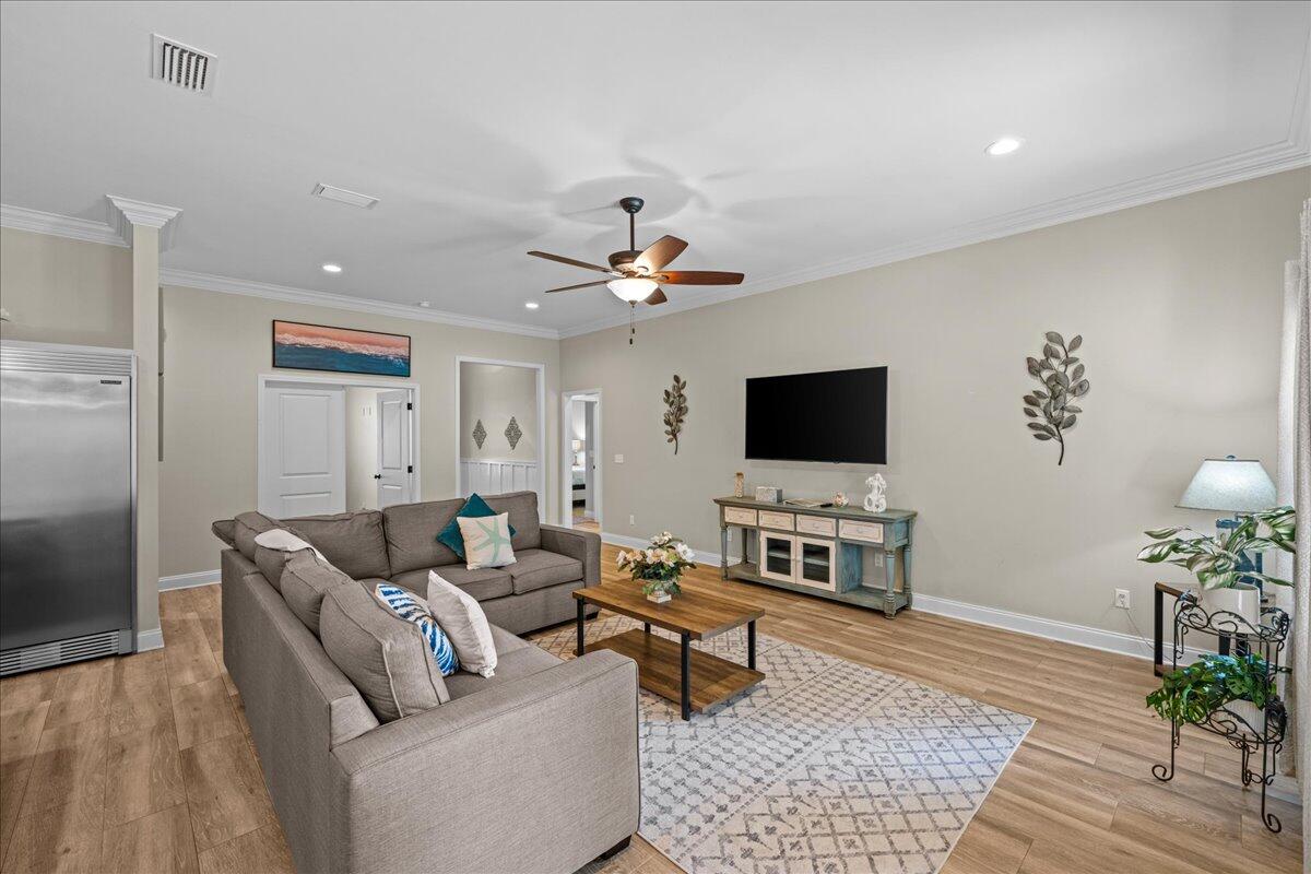 METES & BOUNDS - Residential Lease