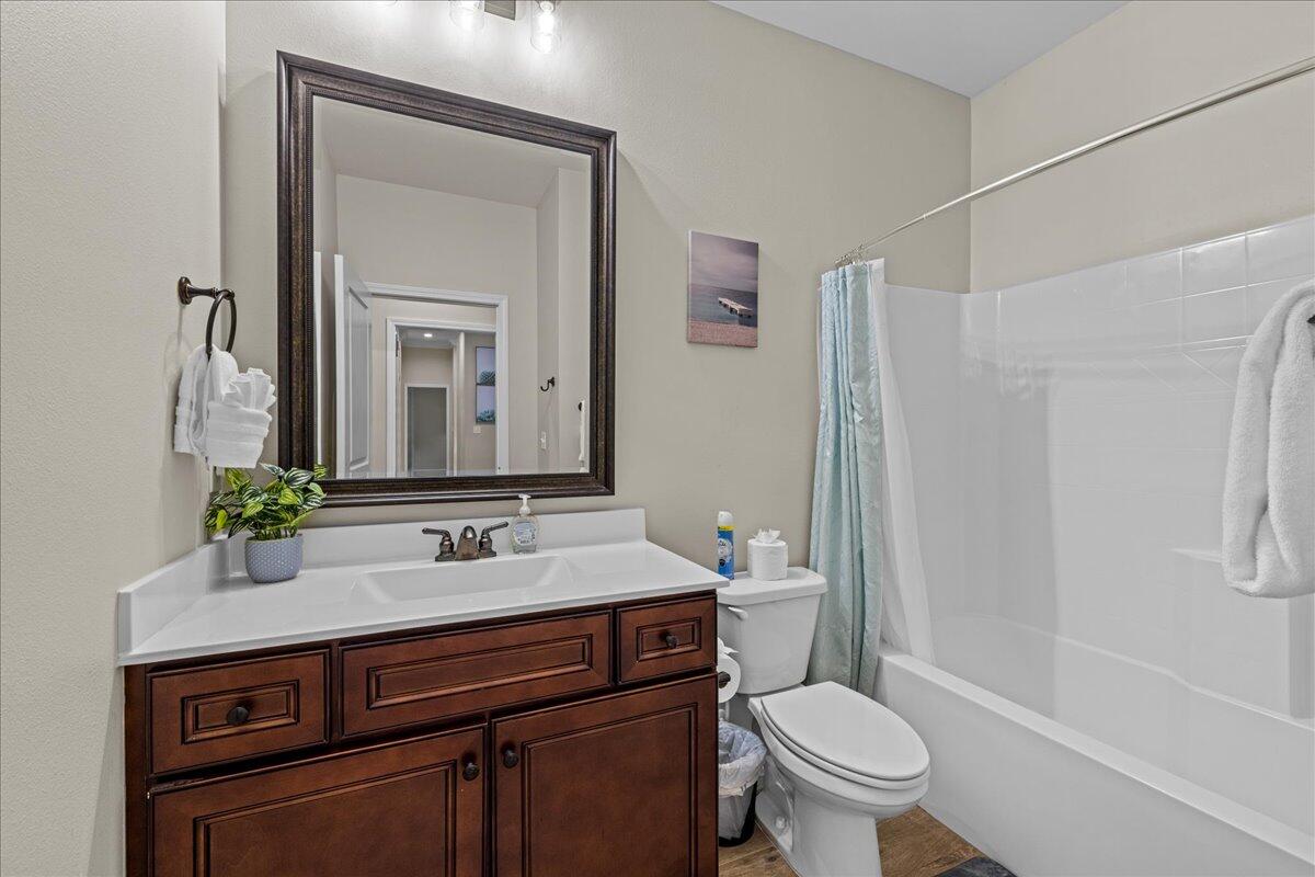 METES & BOUNDS - Residential Lease