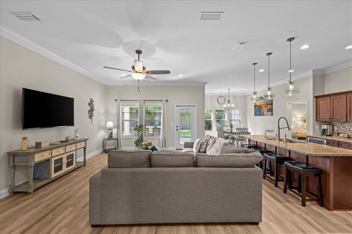 METES & BOUNDS - Residential Lease