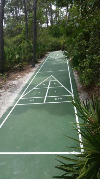 Gulf Place Courtyard - Residential