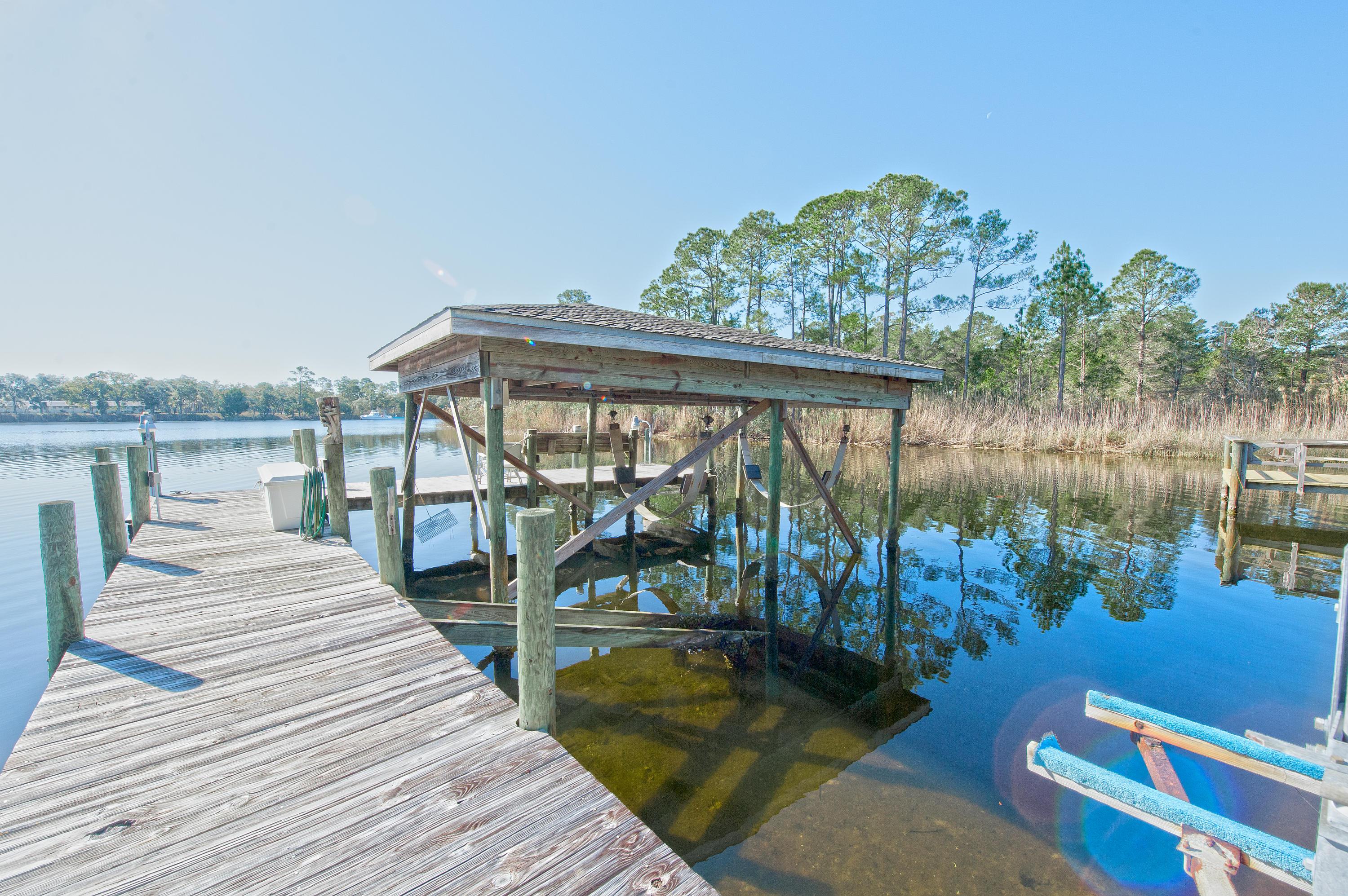 INDIAN SHORES PH 1 - Residential