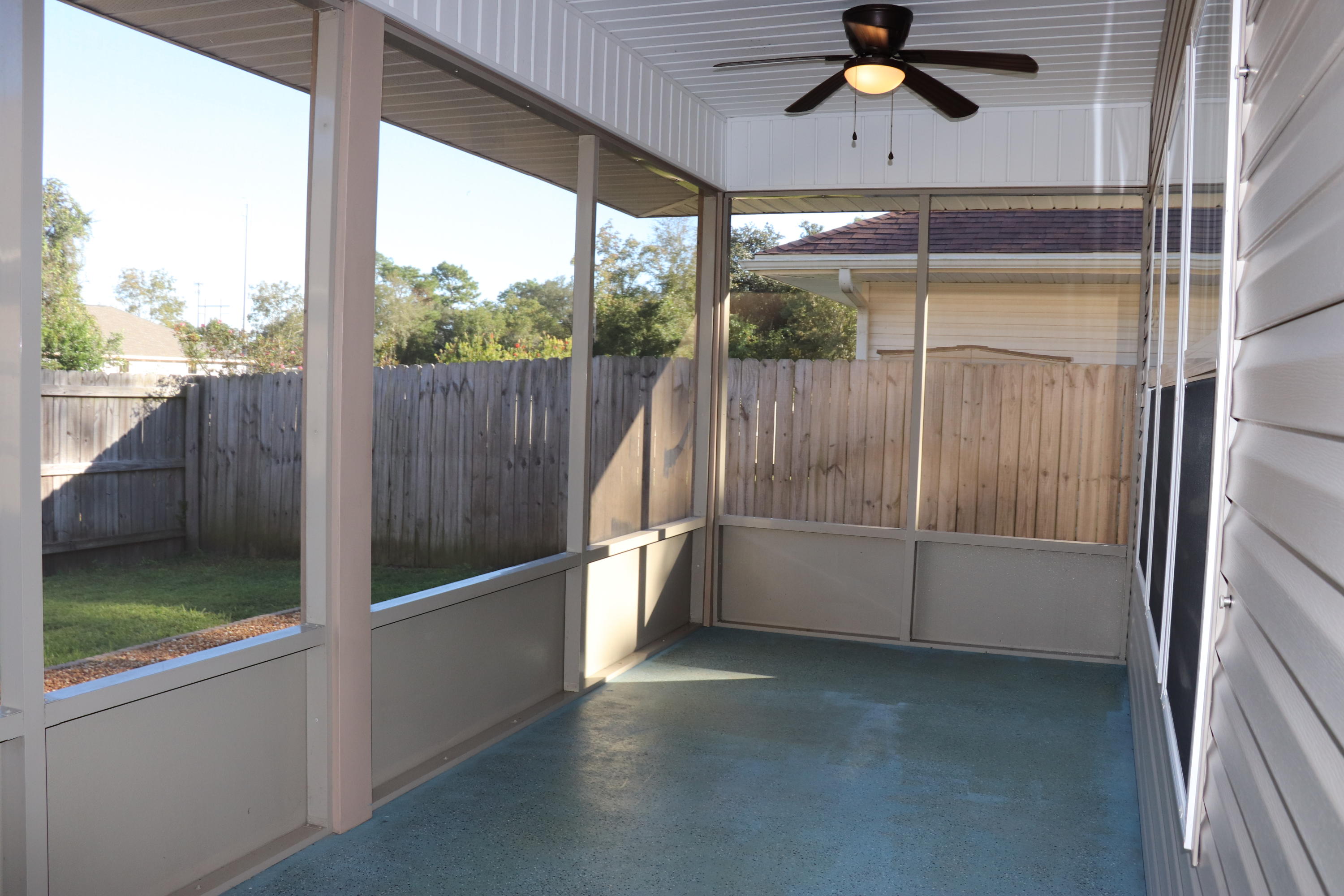 TANAGER OAKS - Residential