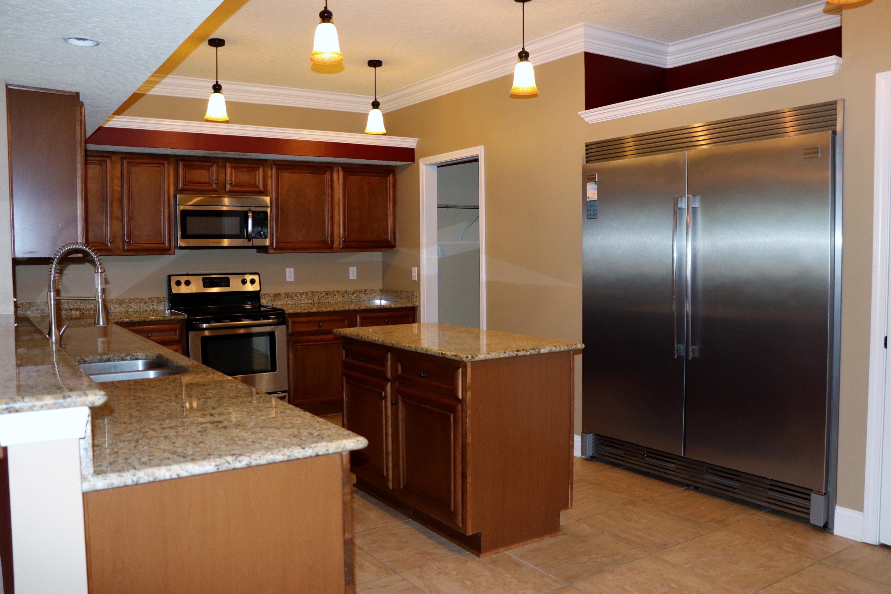 TANAGER OAKS - Residential