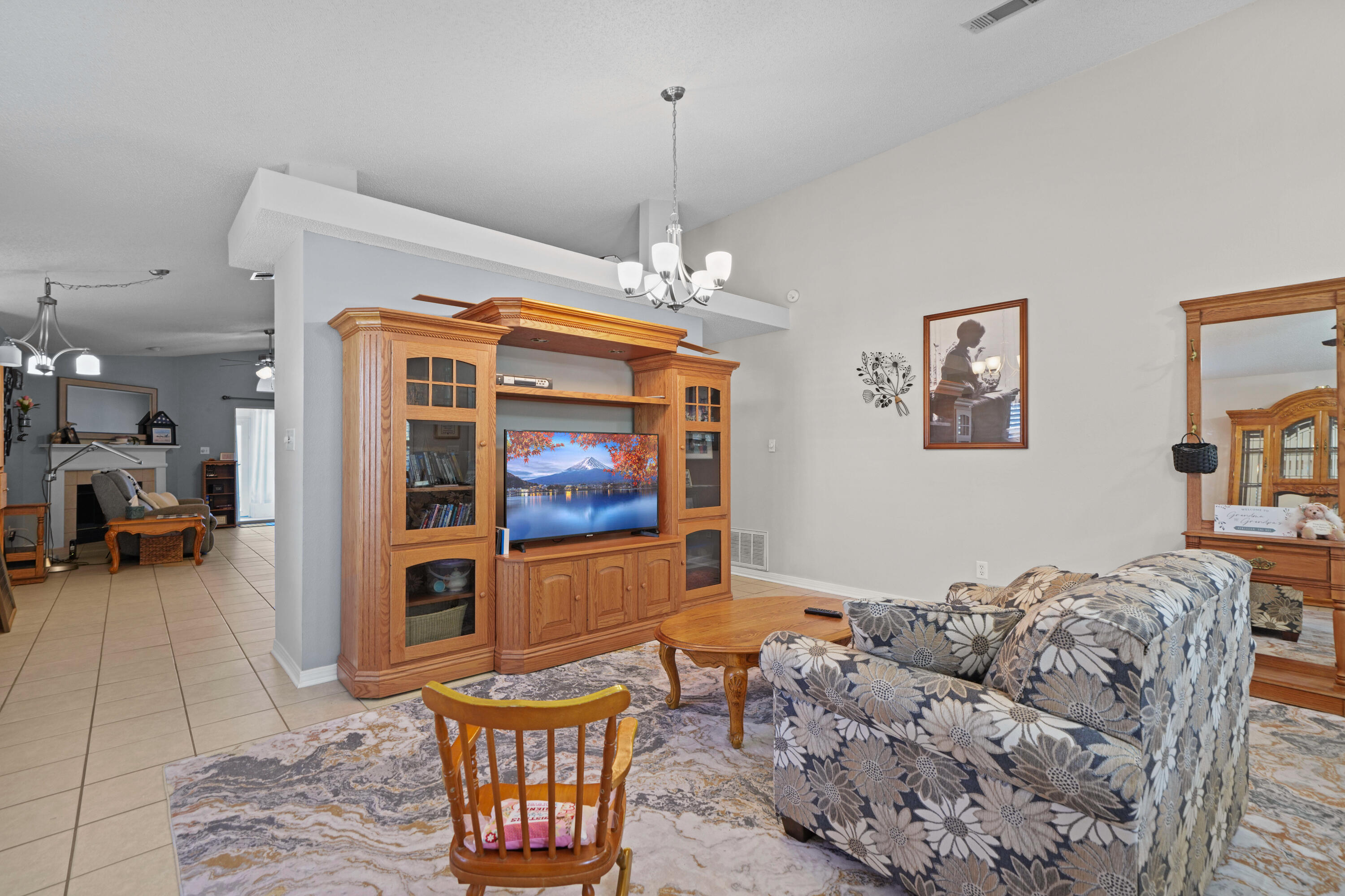 IVALEA GARDENS - Residential