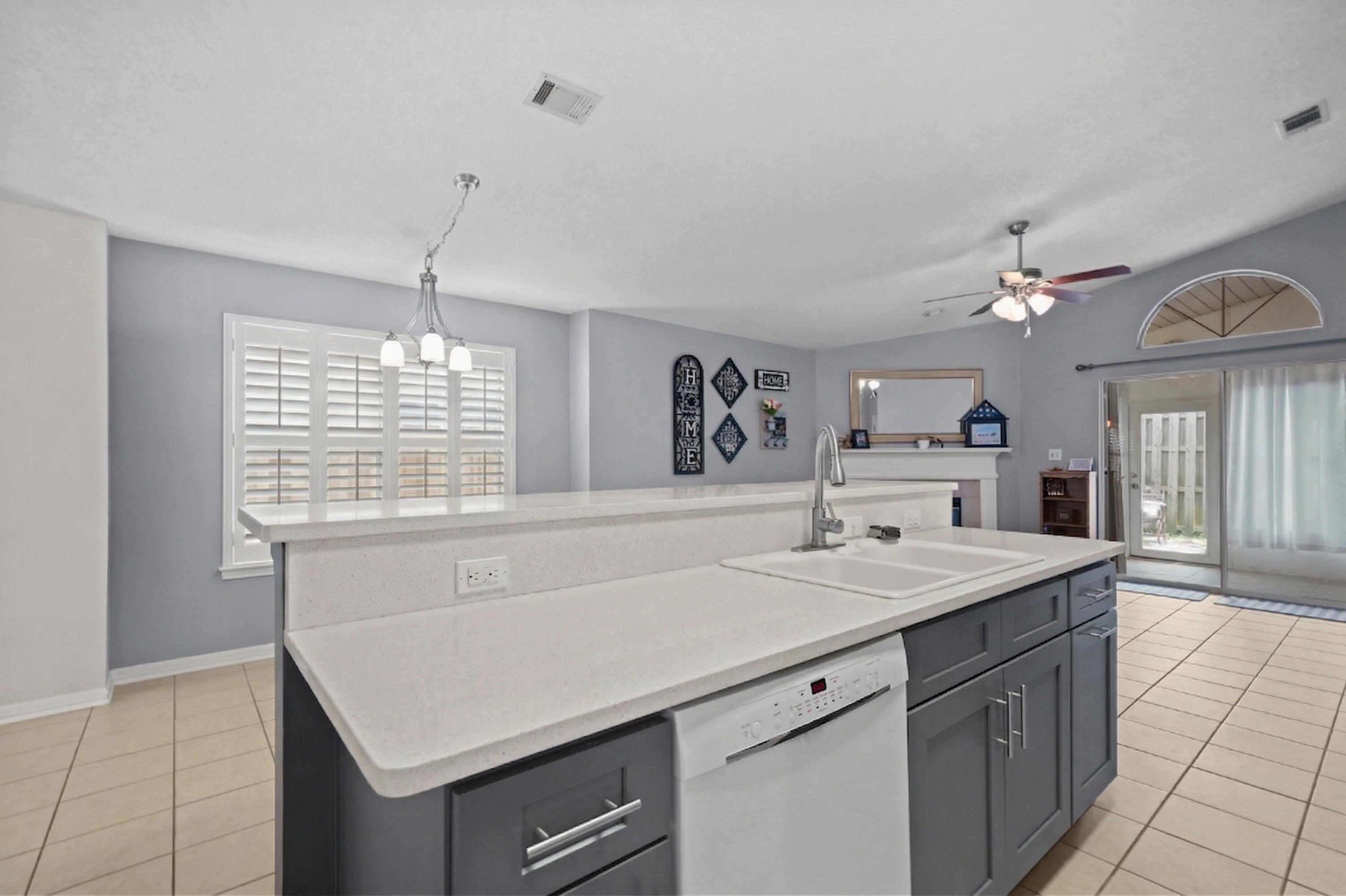 IVALEA GARDENS - Residential