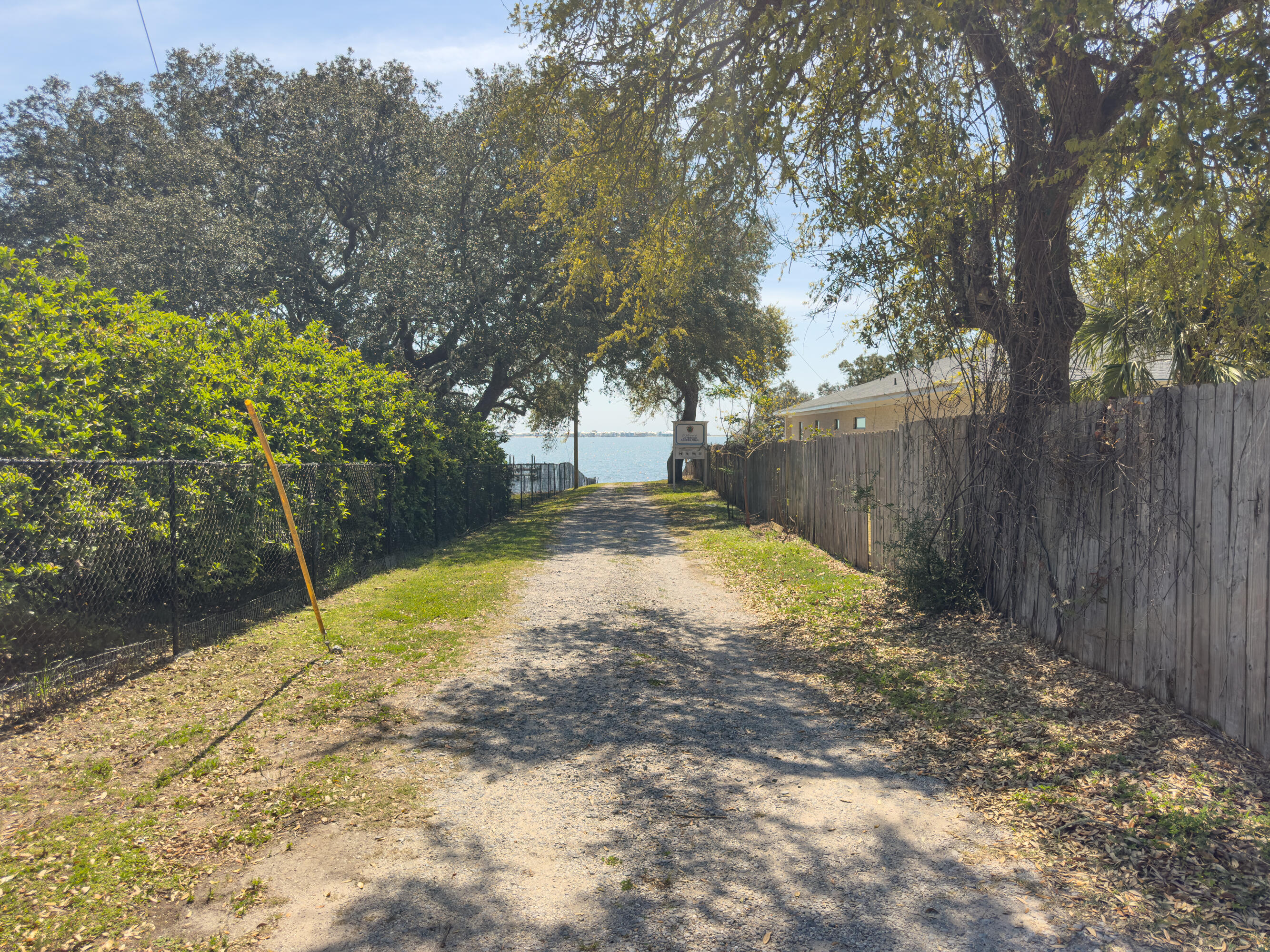 IVALEA GARDENS - Residential