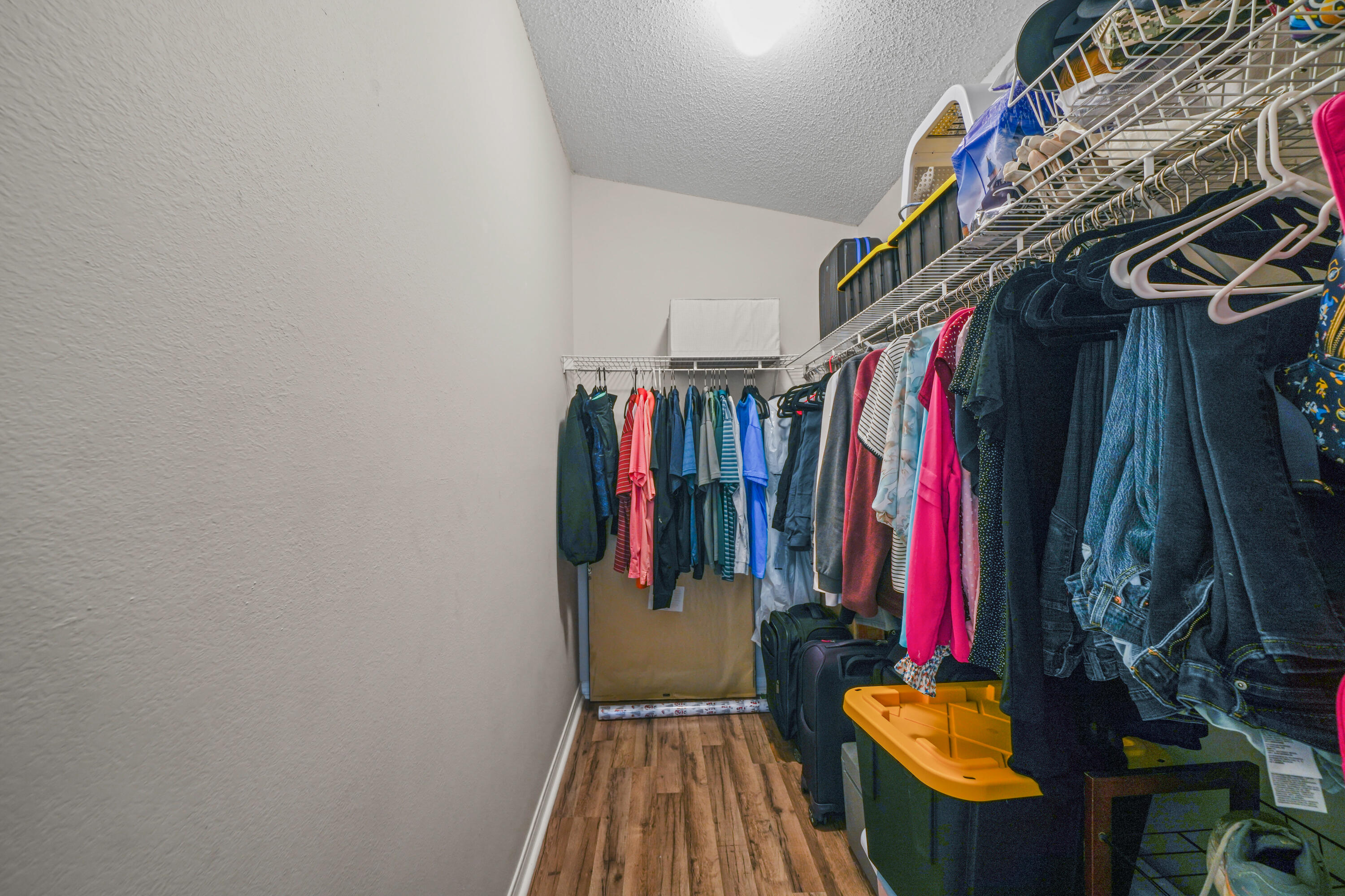 IVALEA GARDENS - Residential