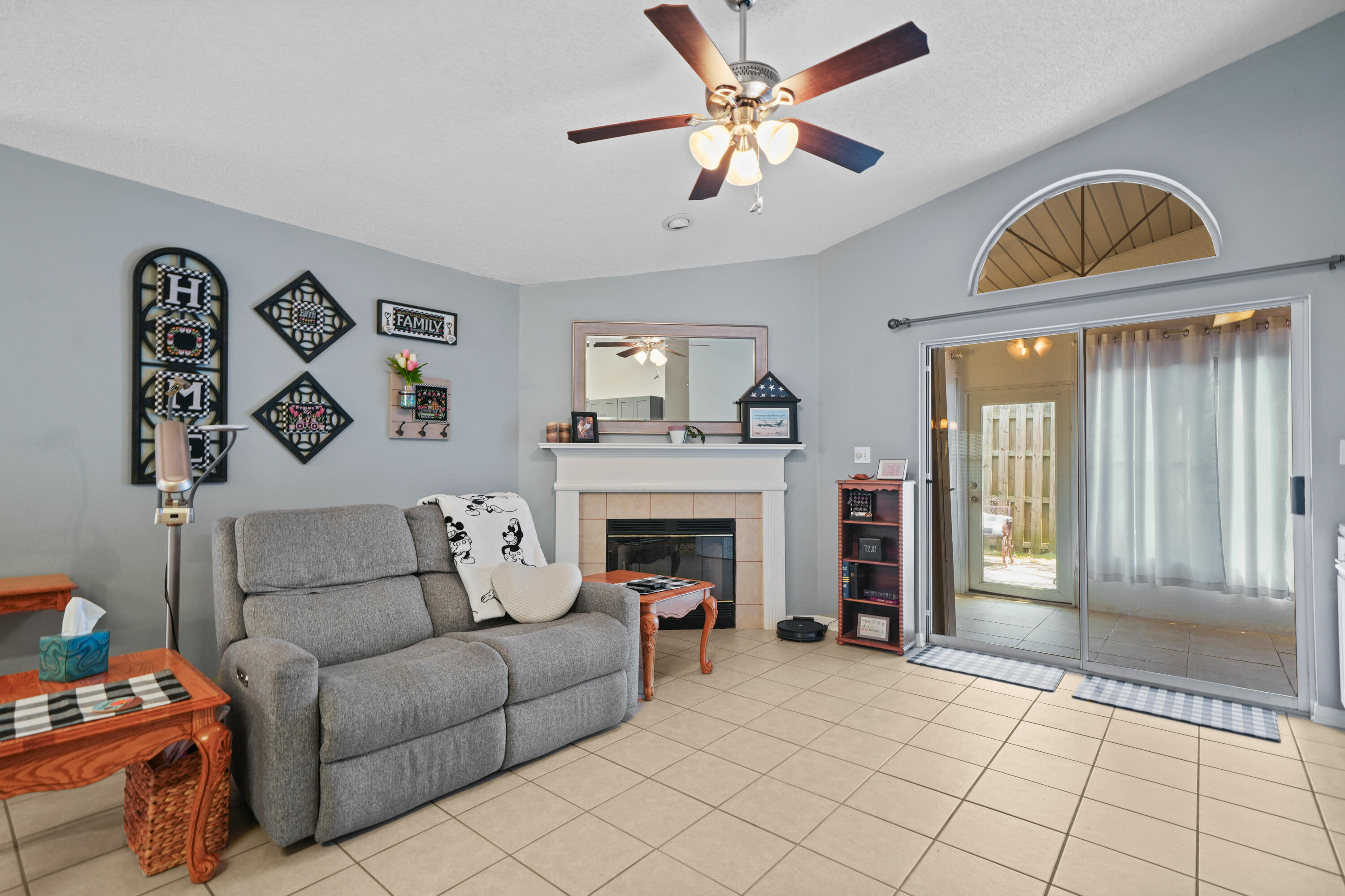 IVALEA GARDENS - Residential