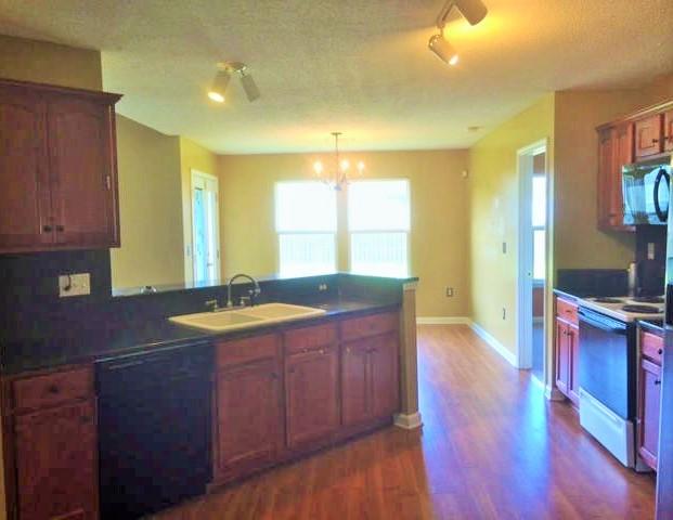 LEE FARM - Residential