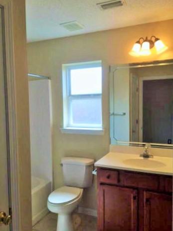 LEE FARM - Residential