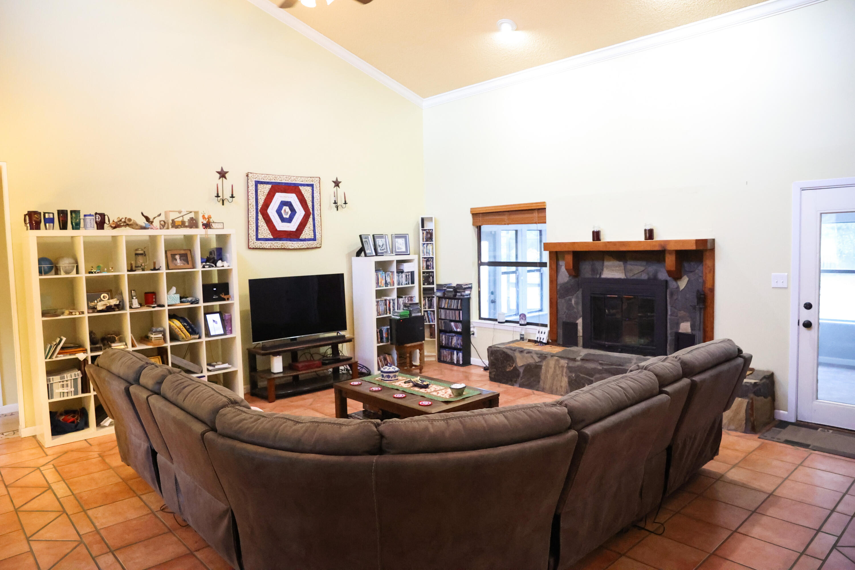 TOWER ACRES - Residential