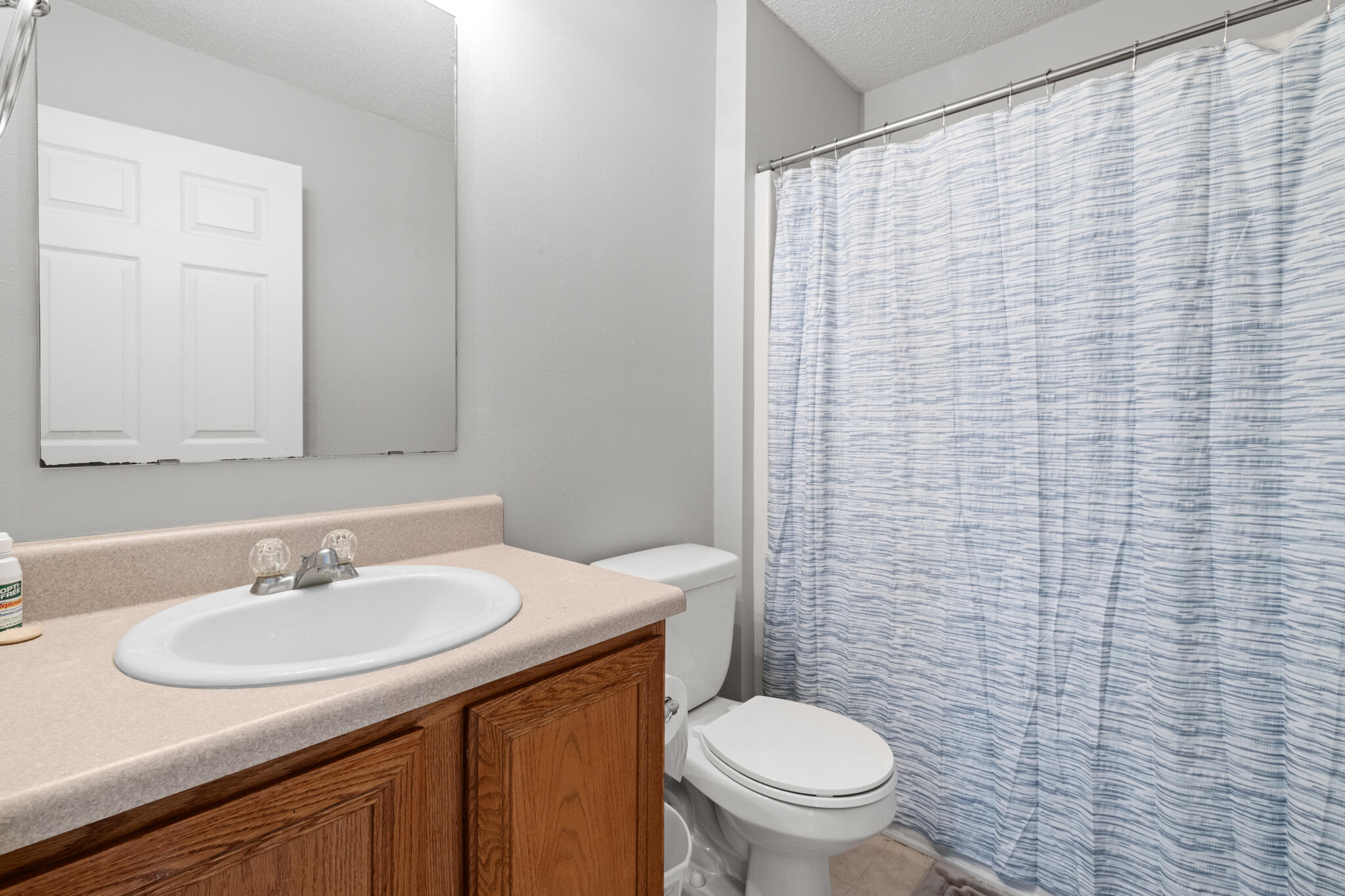 COUNTRYVIEW ESTATES - Residential Lease