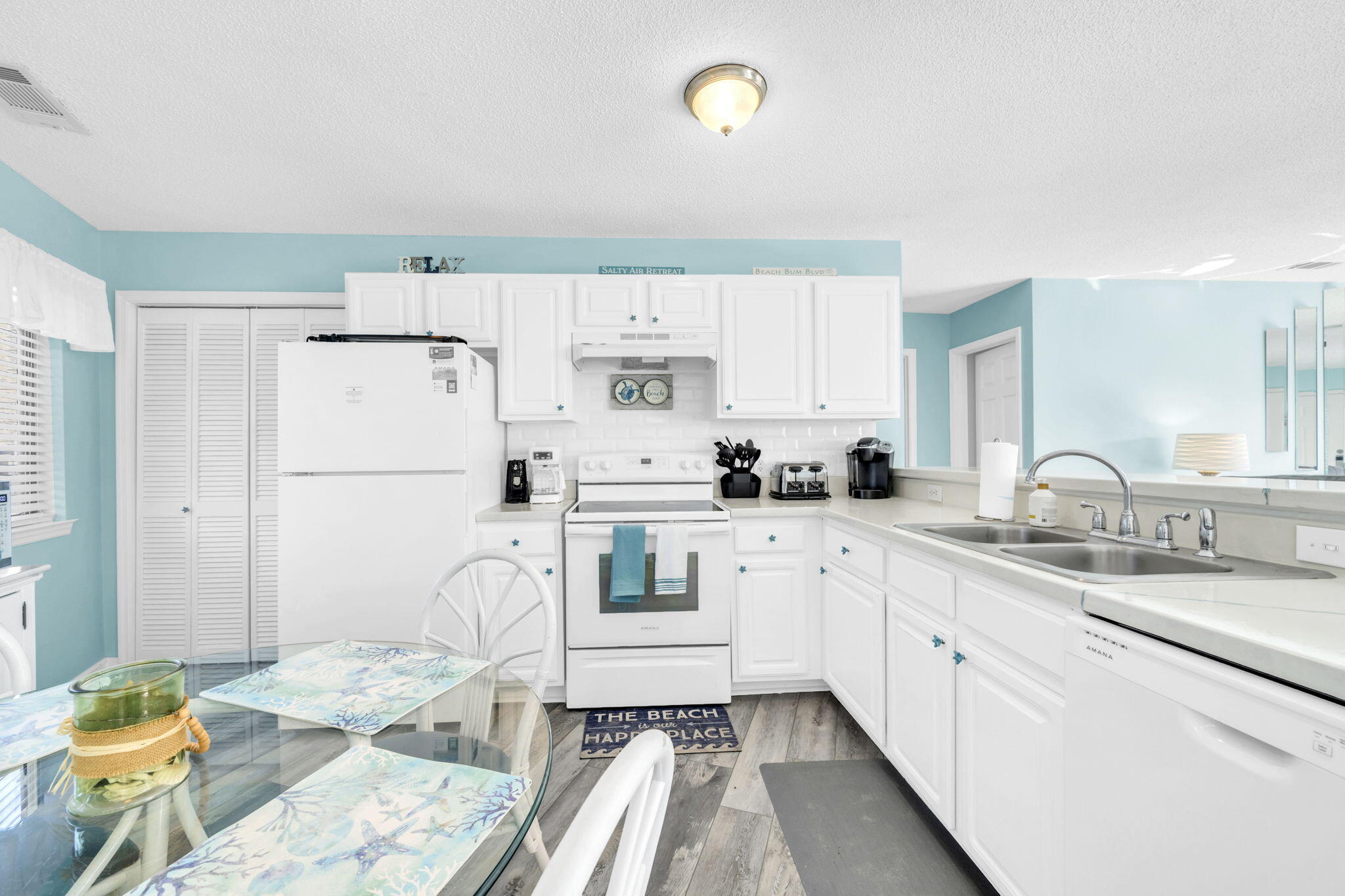 CRYSTAL VILLAGE 2 CONDO PH 4 - Residential