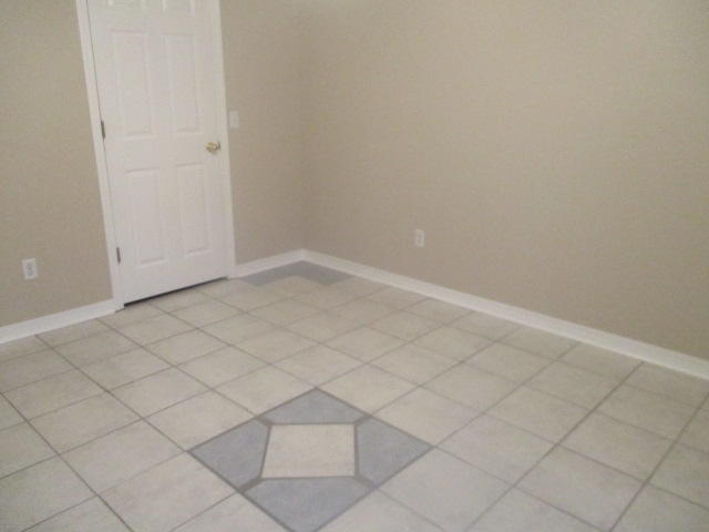 WATERFORD ESTATES S/D - Residential Lease