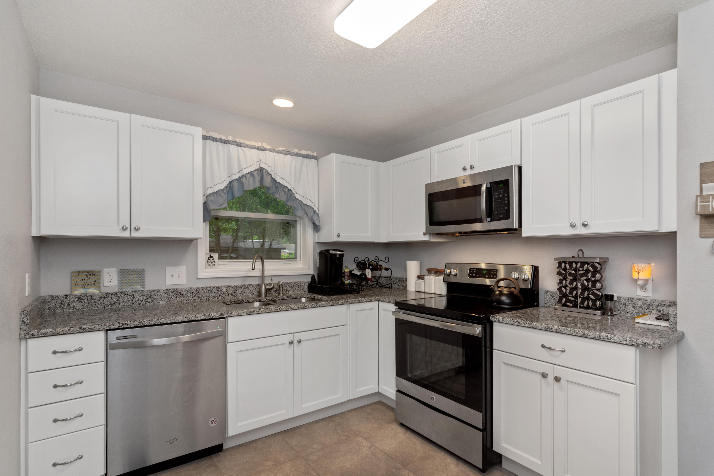 BEL-AIR S/D - Residential