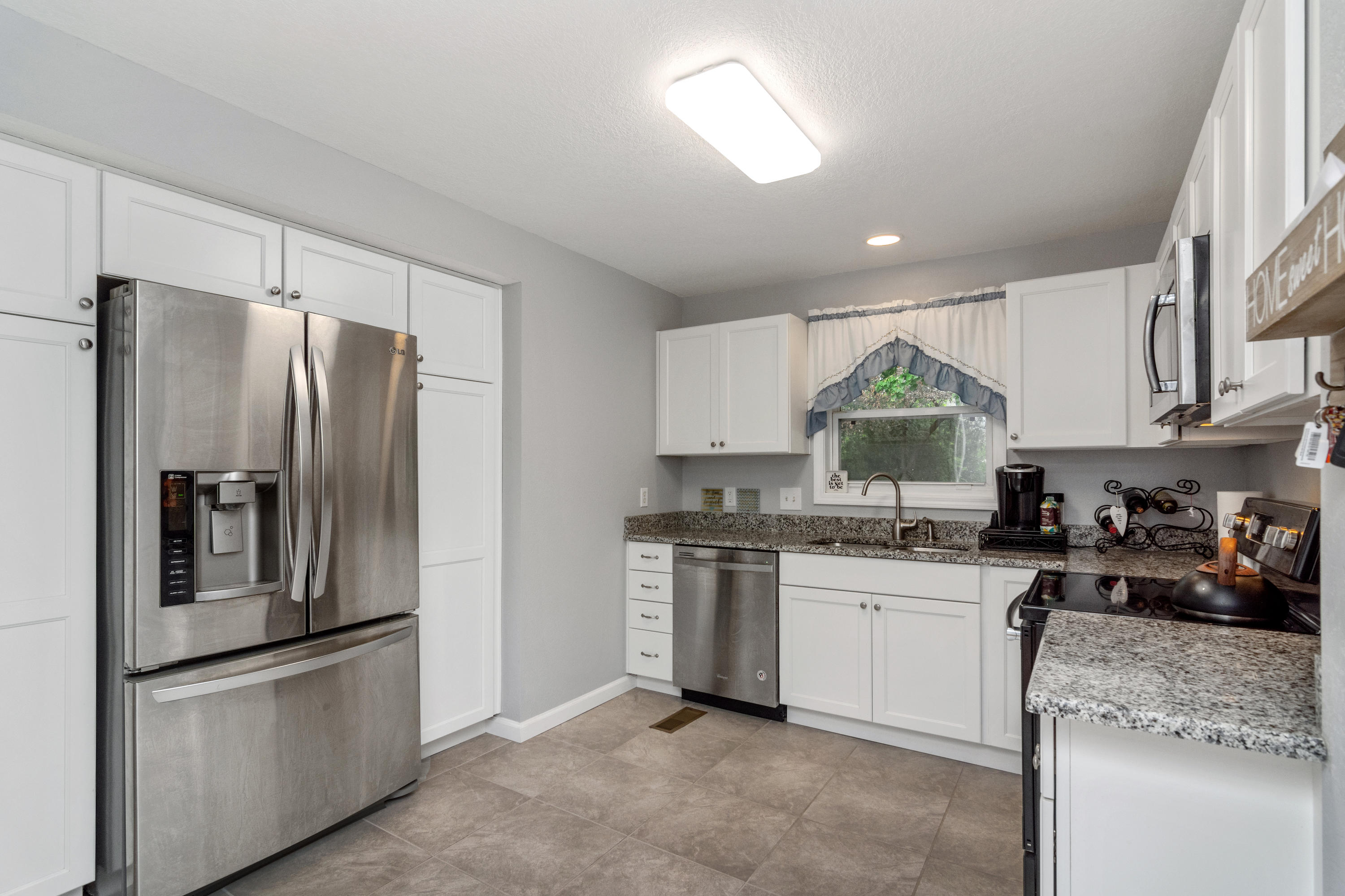 BEL-AIR S/D - Residential