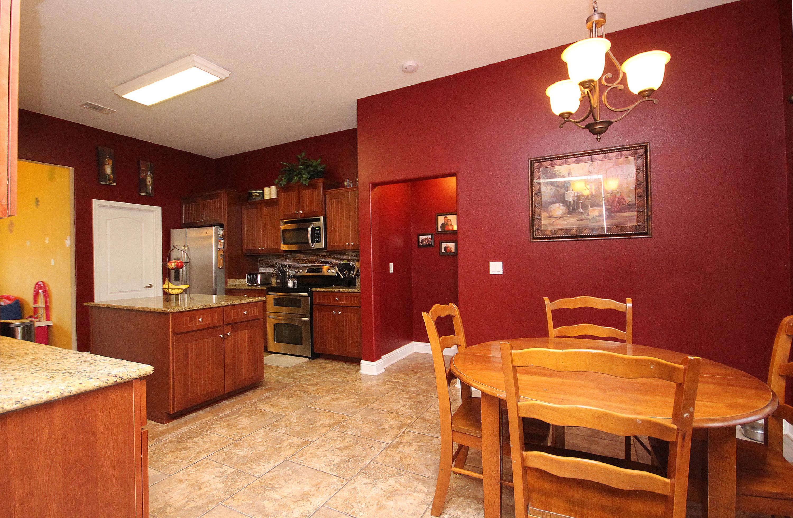 BROOKE ESTATES PH III - Residential