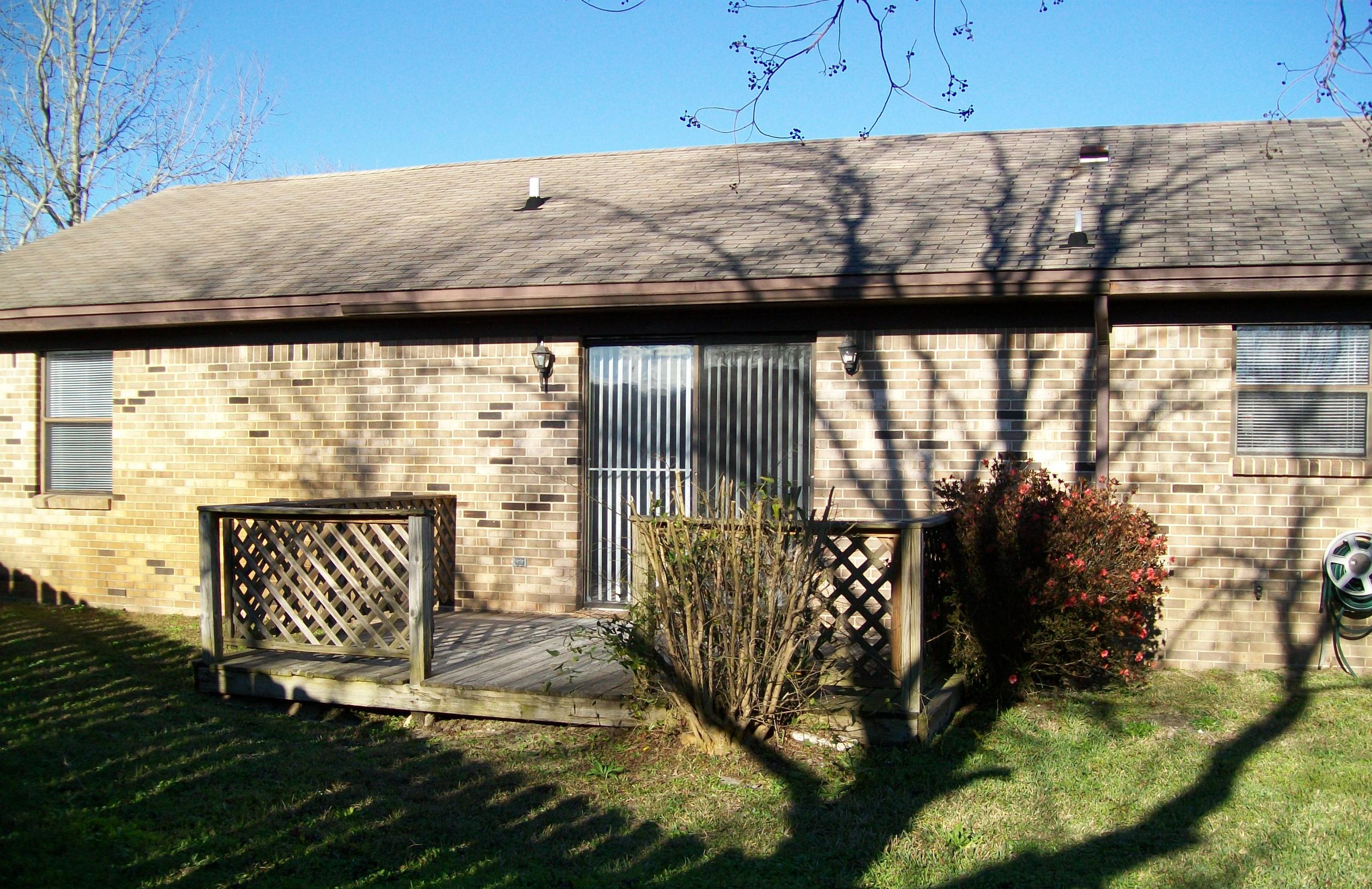 CIMARRON ESTATES - Residential Lease