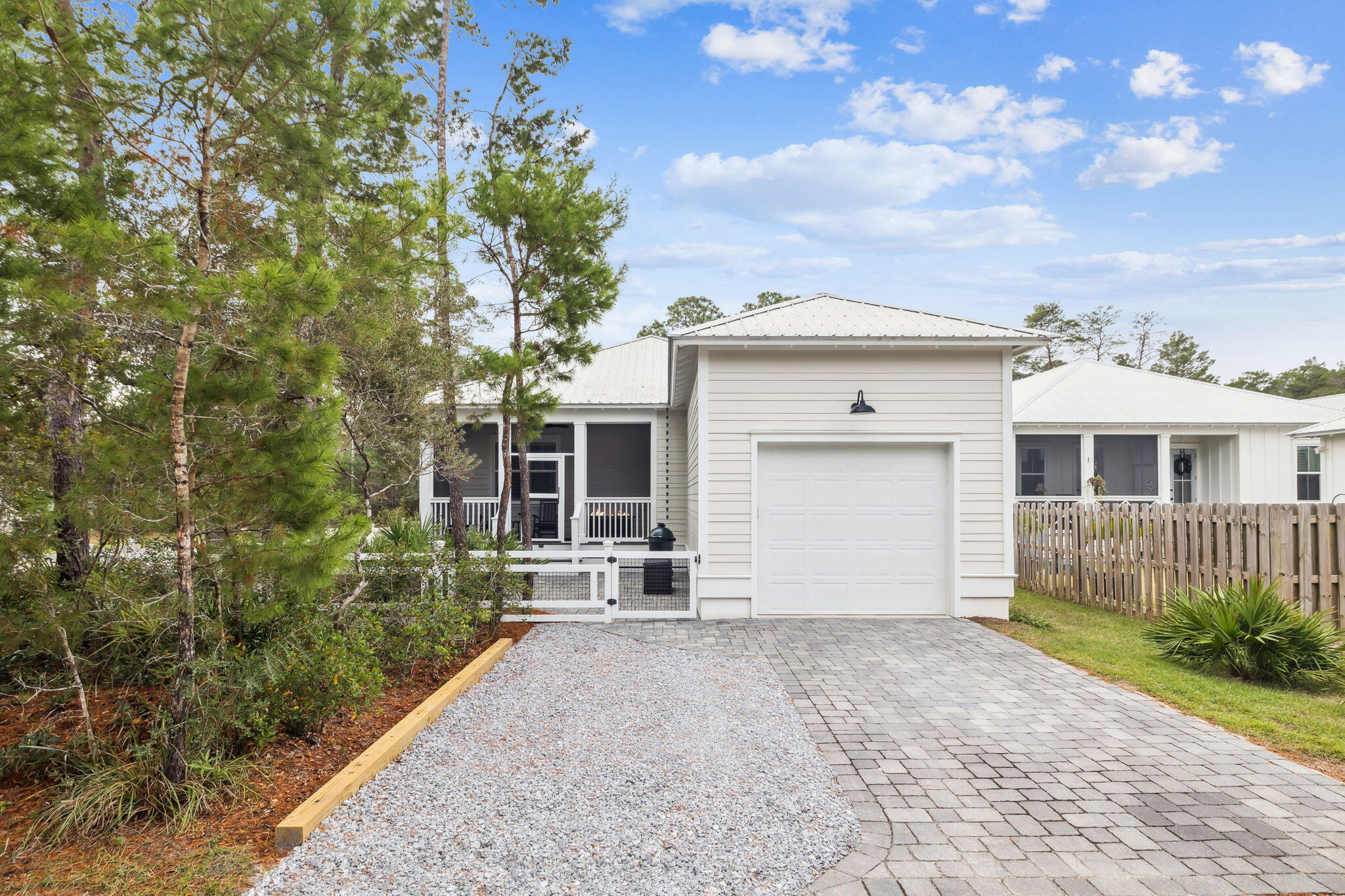 GRAYTON BAYOU - Residential