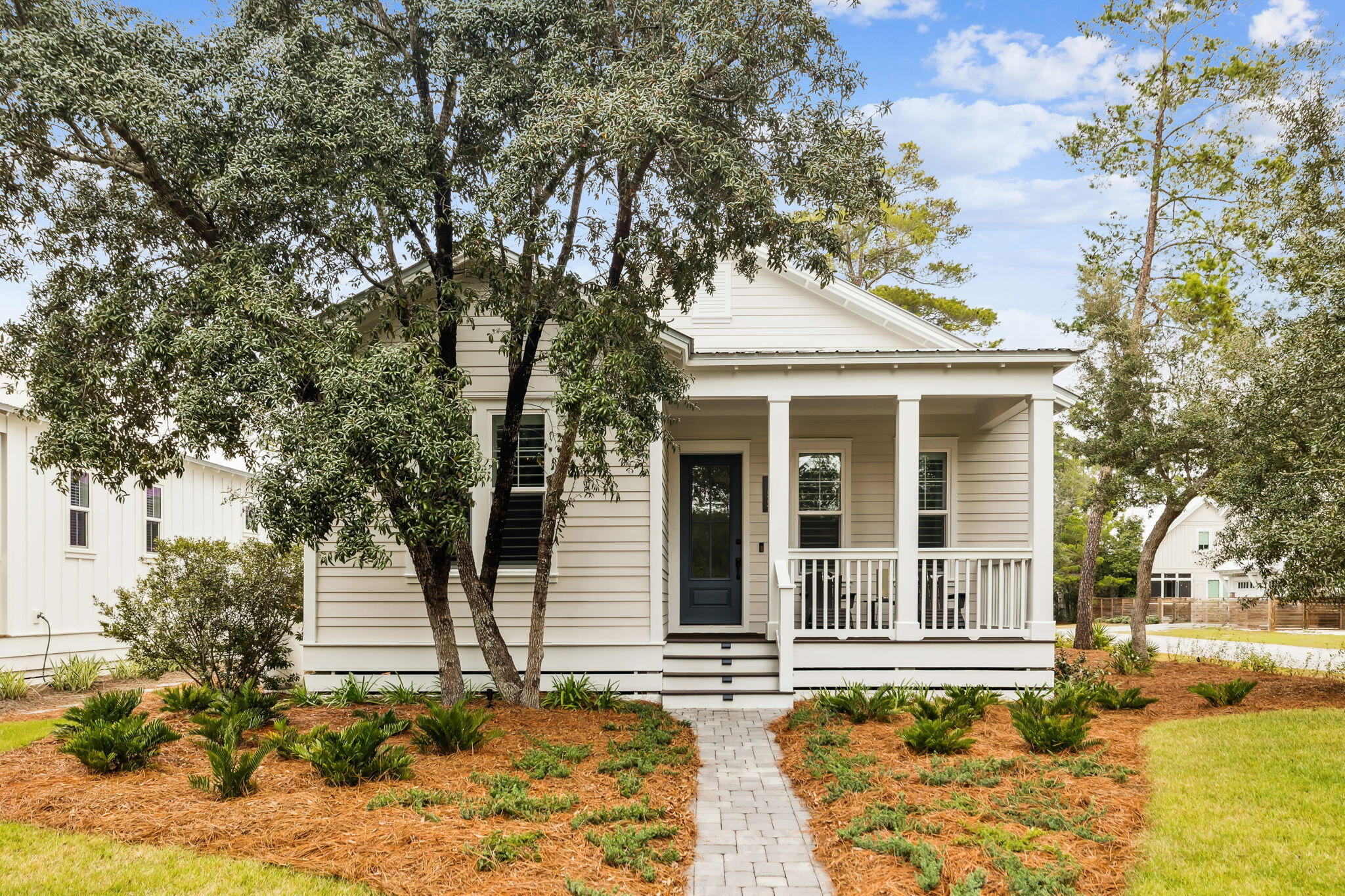 GRAYTON BAYOU - Residential