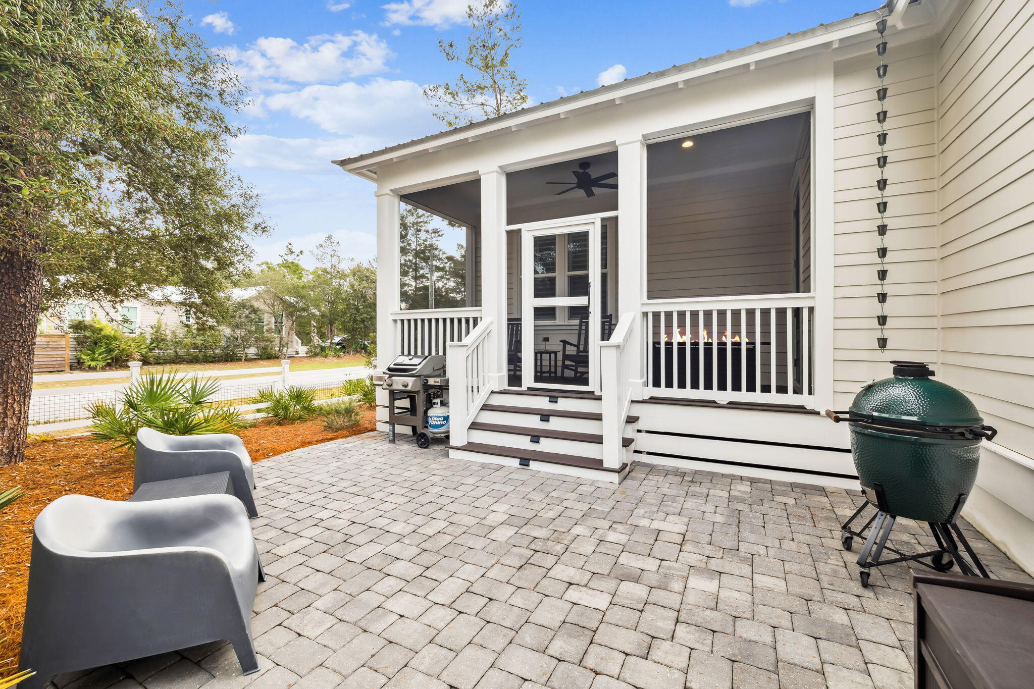 GRAYTON BAYOU - Residential