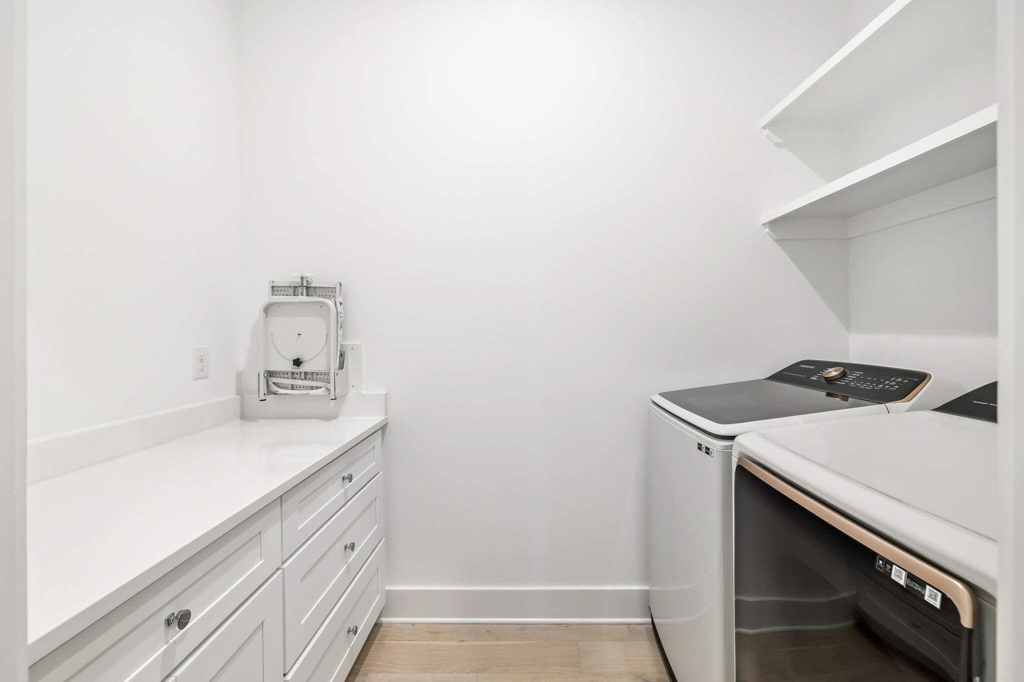 GRAYTON BAYOU - Residential