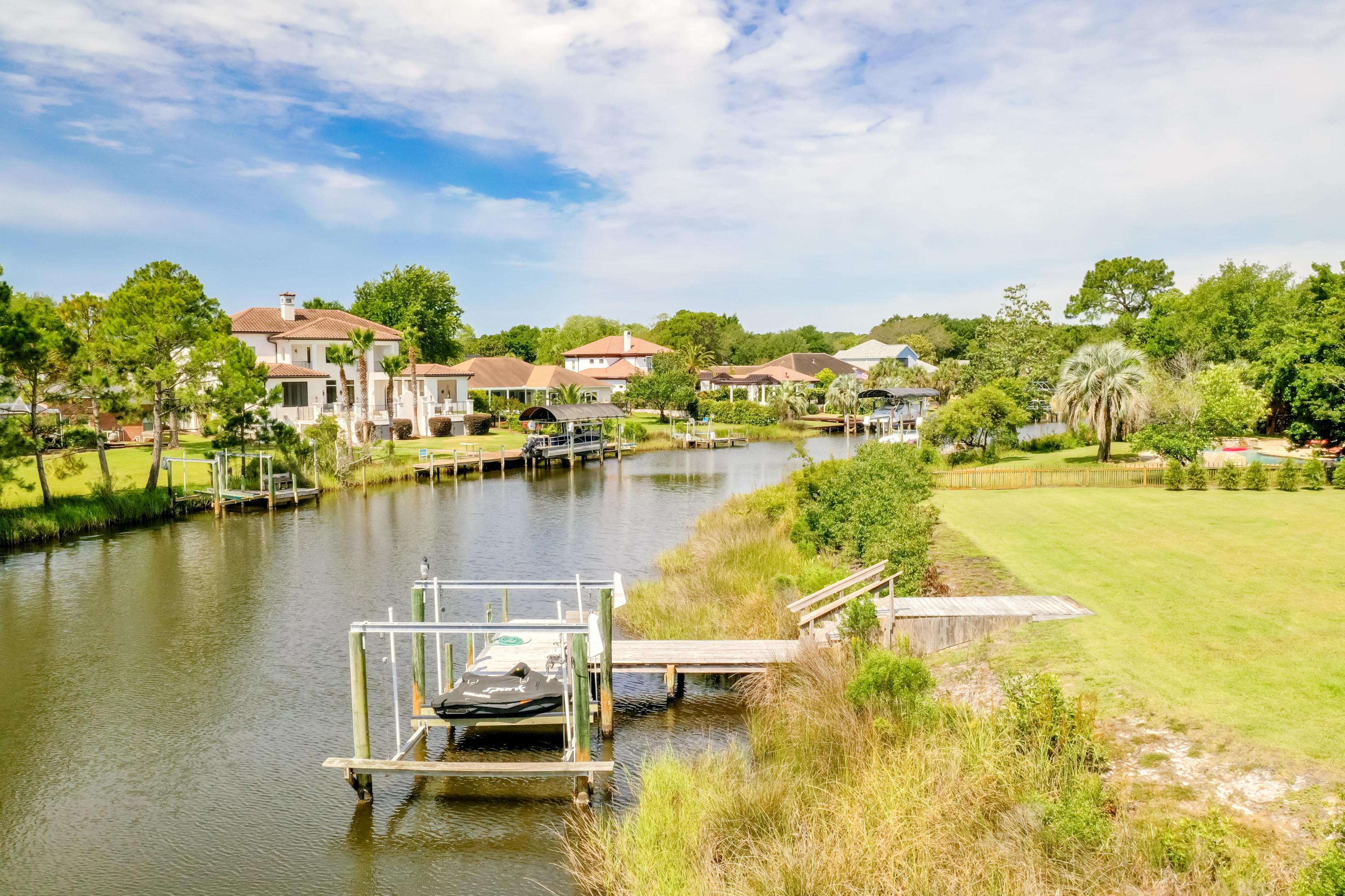 INDIAN CREEK S/D - Residential
