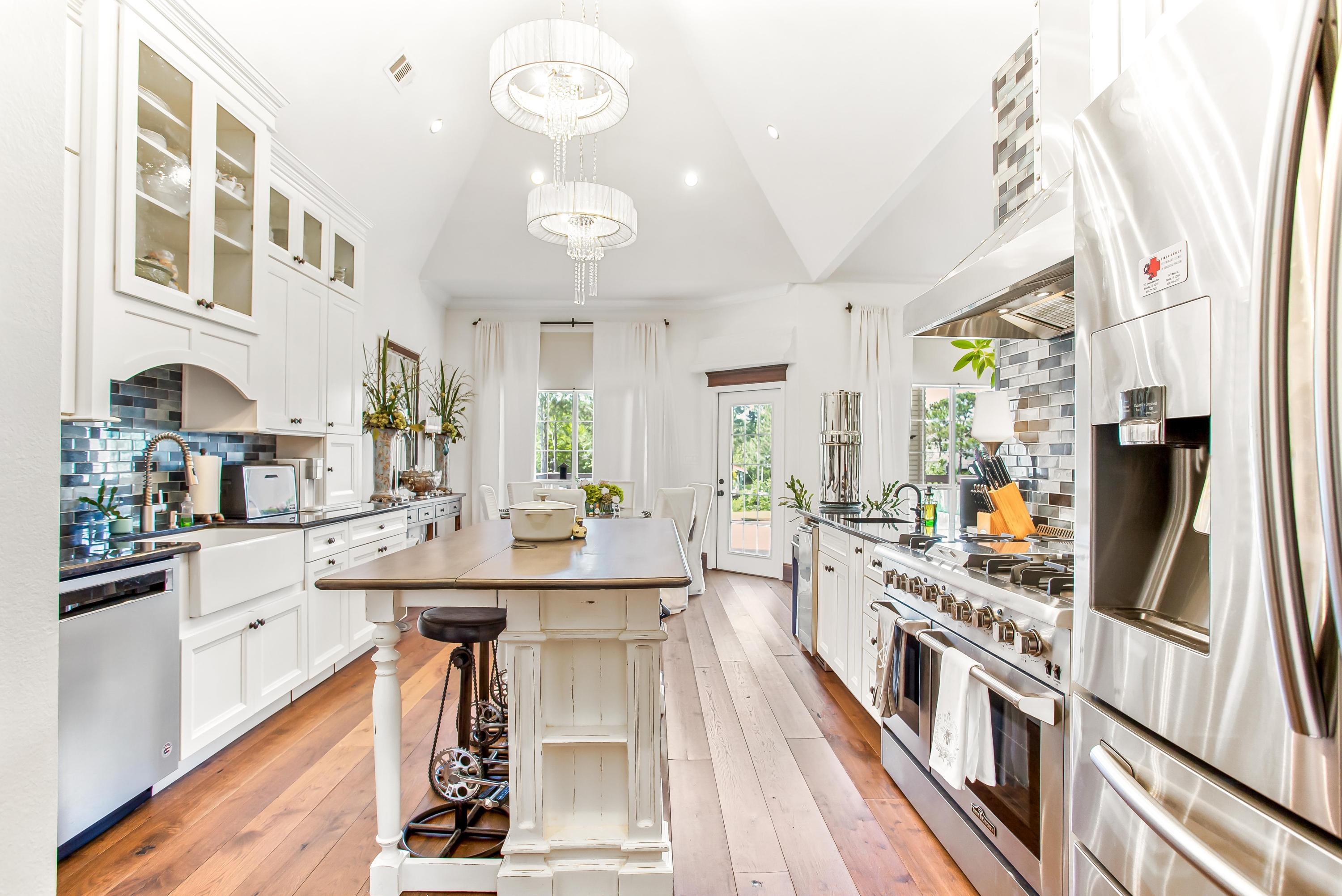 INDIAN CREEK S/D - Residential