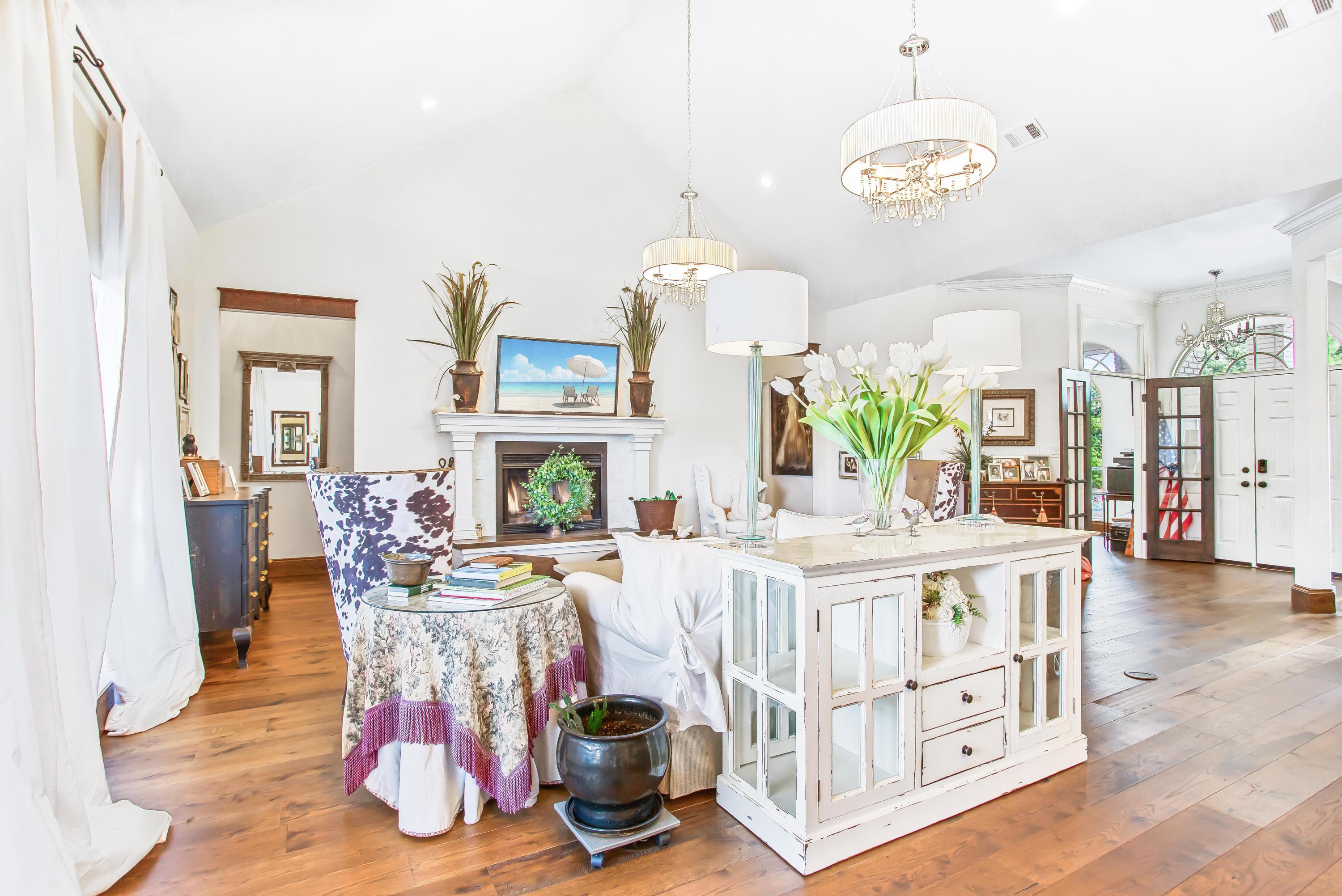 INDIAN CREEK S/D - Residential