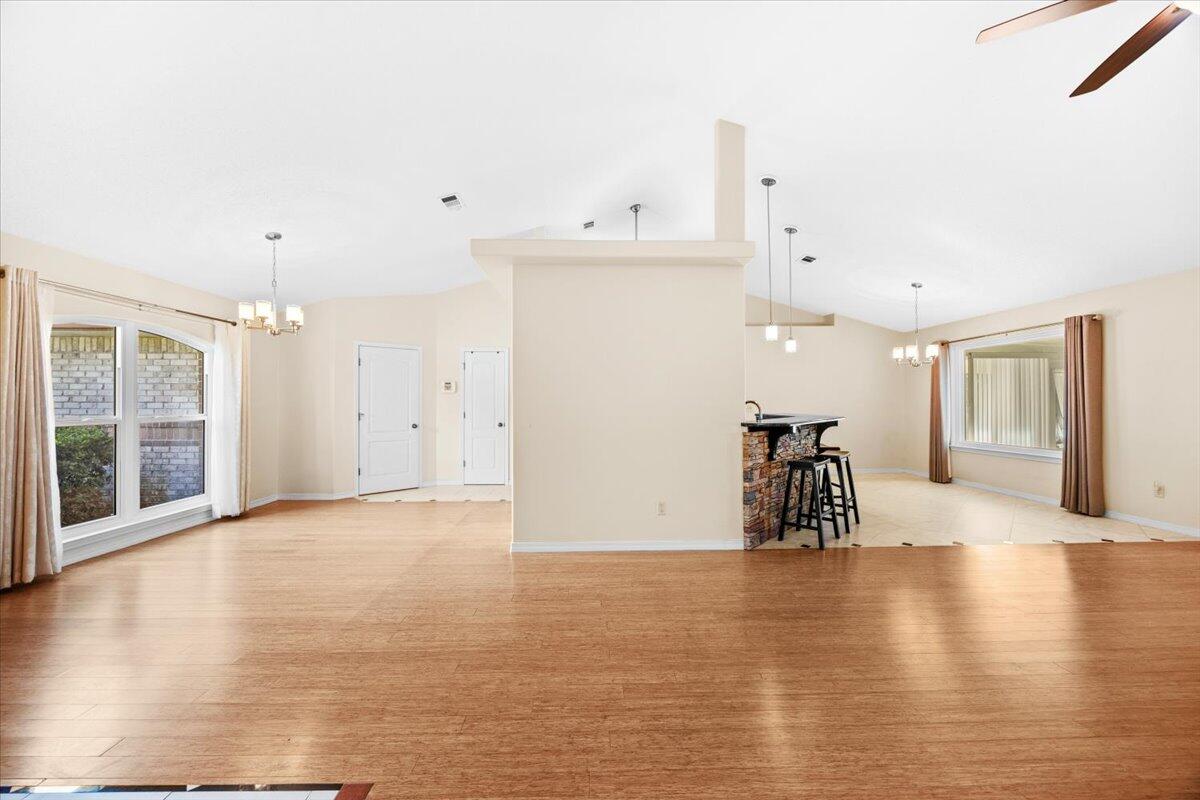 VILLA DANIELLE 1ST ADDN - Residential