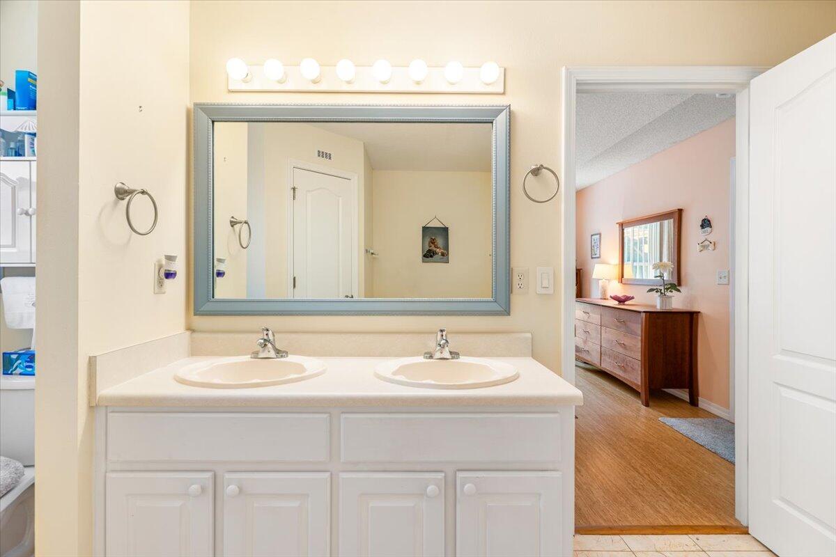 VILLA DANIELLE 1ST ADDN - Residential