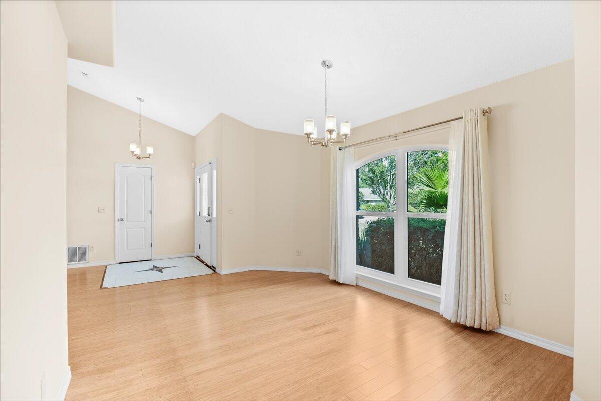 VILLA DANIELLE 1ST ADDN - Residential