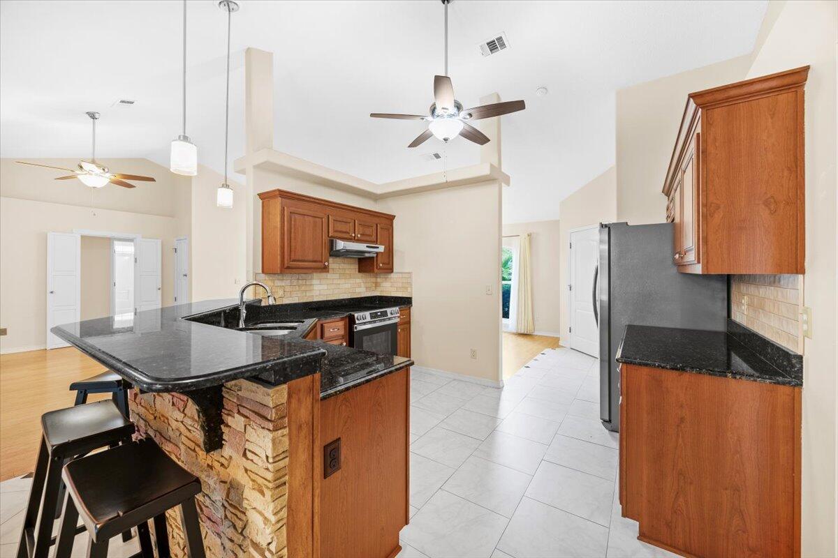 VILLA DANIELLE 1ST ADDN - Residential