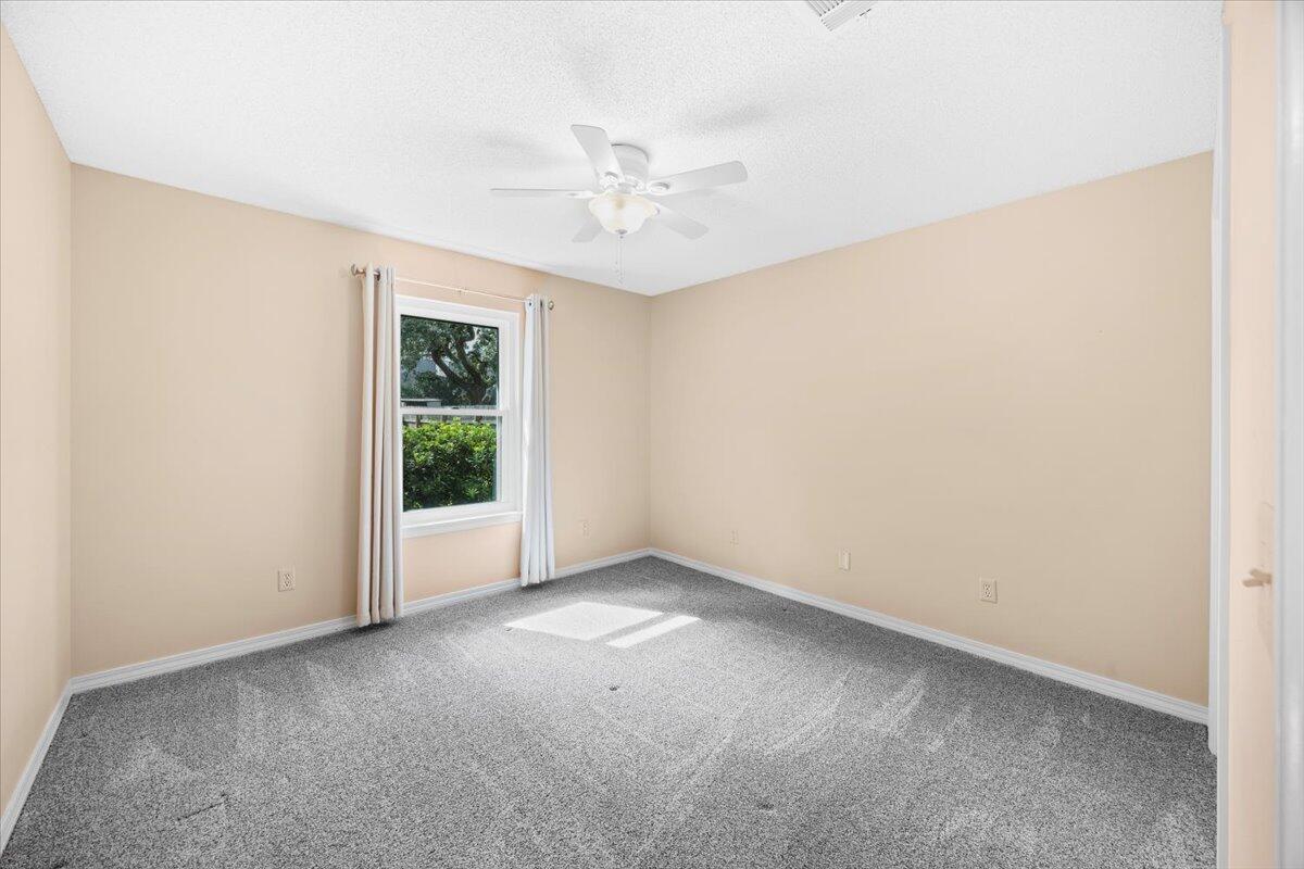 VILLA DANIELLE 1ST ADDN - Residential