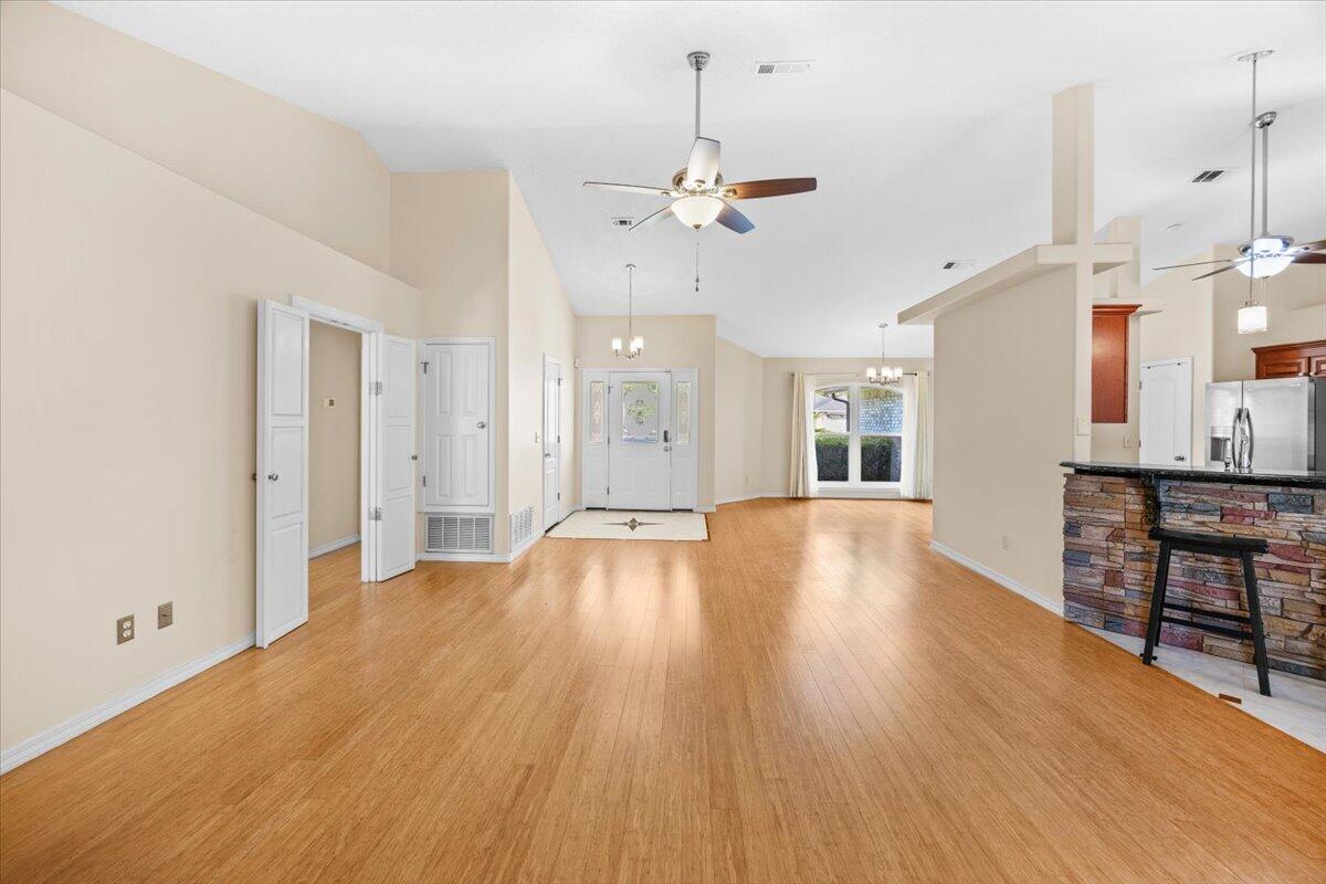 VILLA DANIELLE 1ST ADDN - Residential