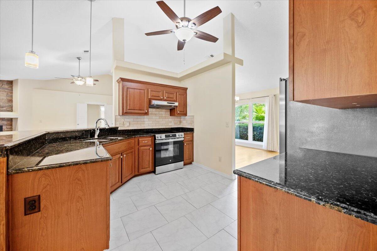 VILLA DANIELLE 1ST ADDN - Residential