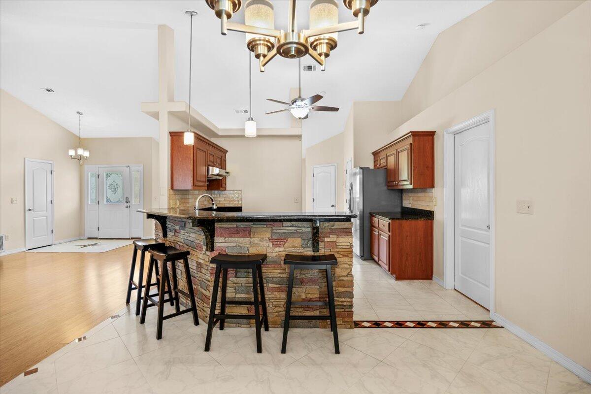 VILLA DANIELLE 1ST ADDN - Residential