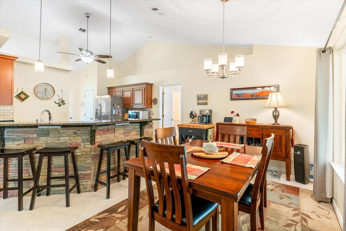 VILLA DANIELLE 1ST ADDN - Residential