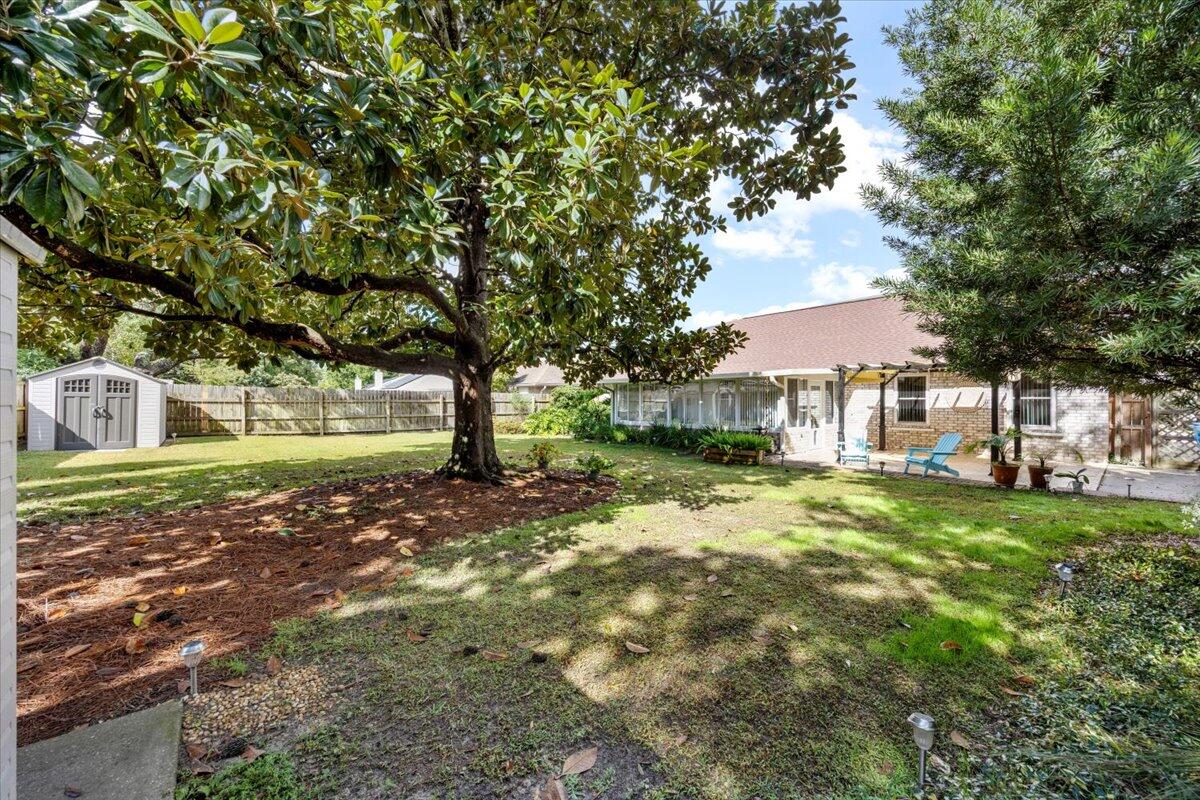 VILLA DANIELLE 1ST ADDN - Residential