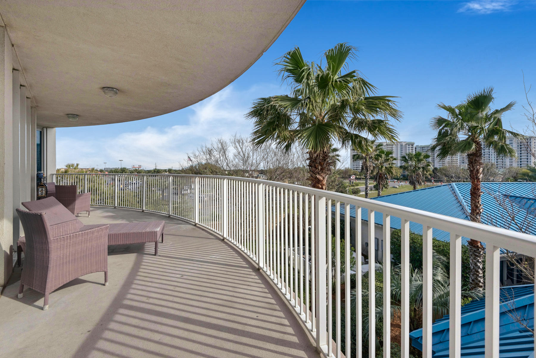 THE PALMS OF DESTIN - Residential