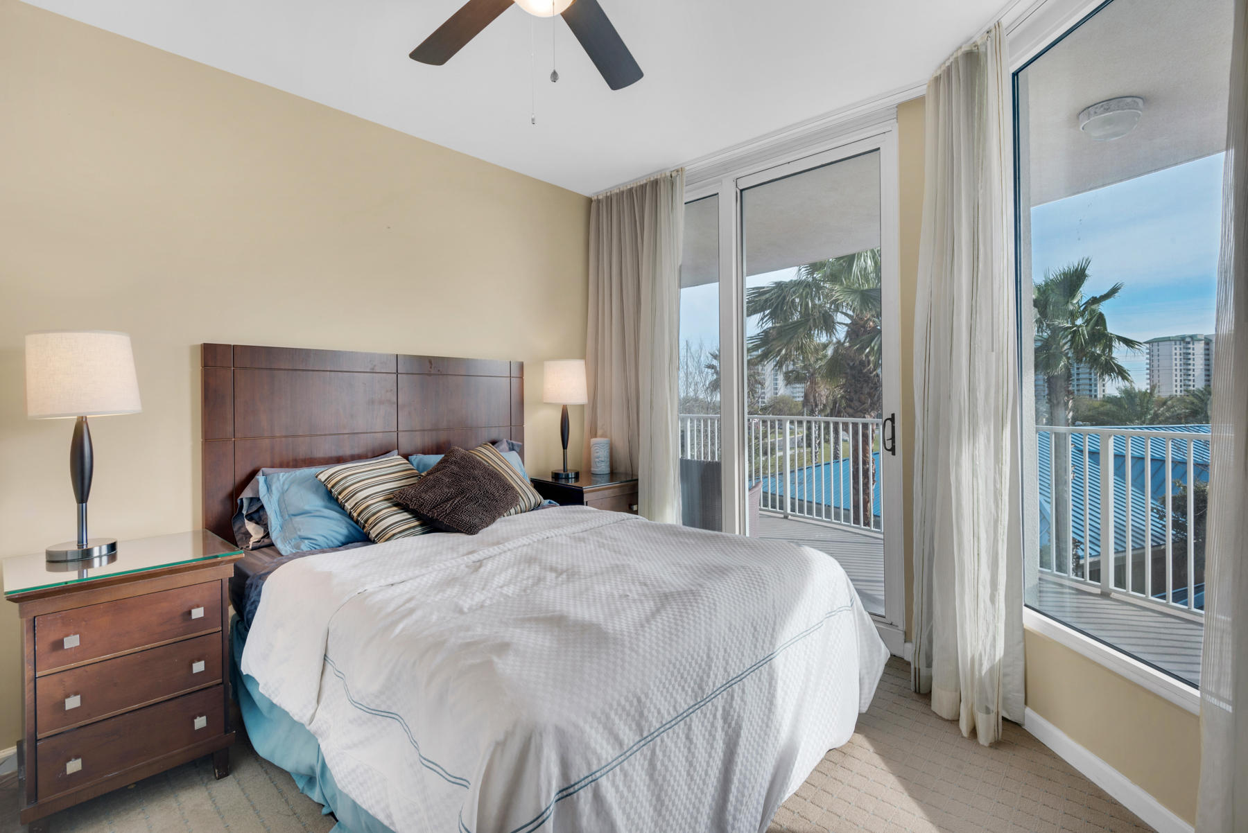 THE PALMS OF DESTIN - Residential