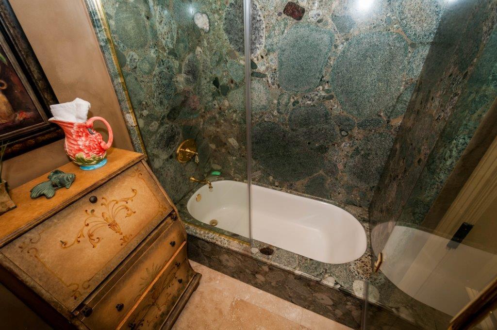 GRAND HARBOR - Residential