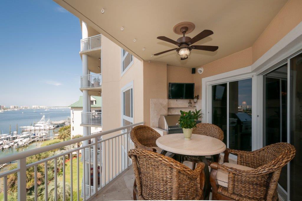 GRAND HARBOR - Residential