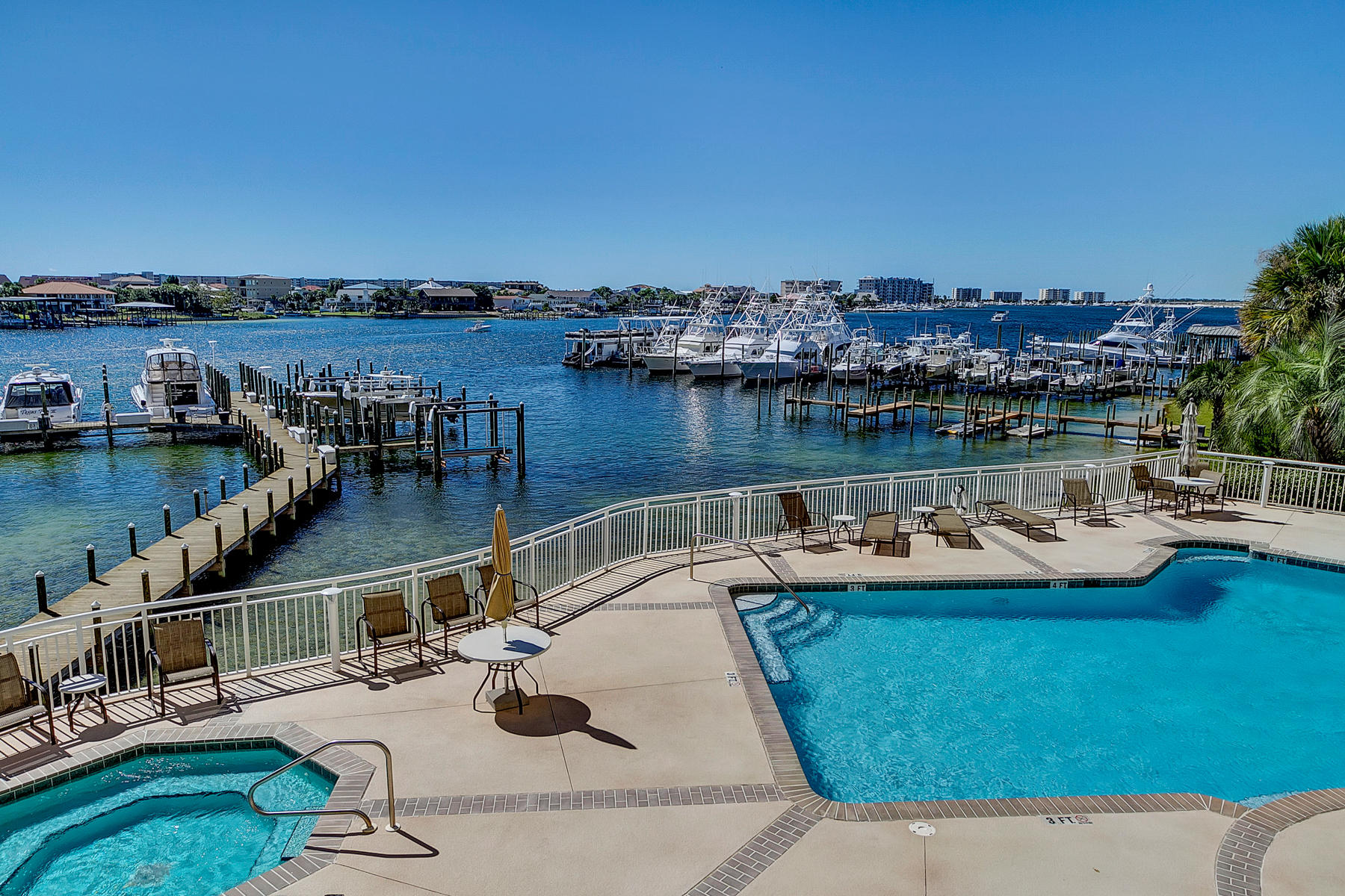 GRAND HARBOR - Residential