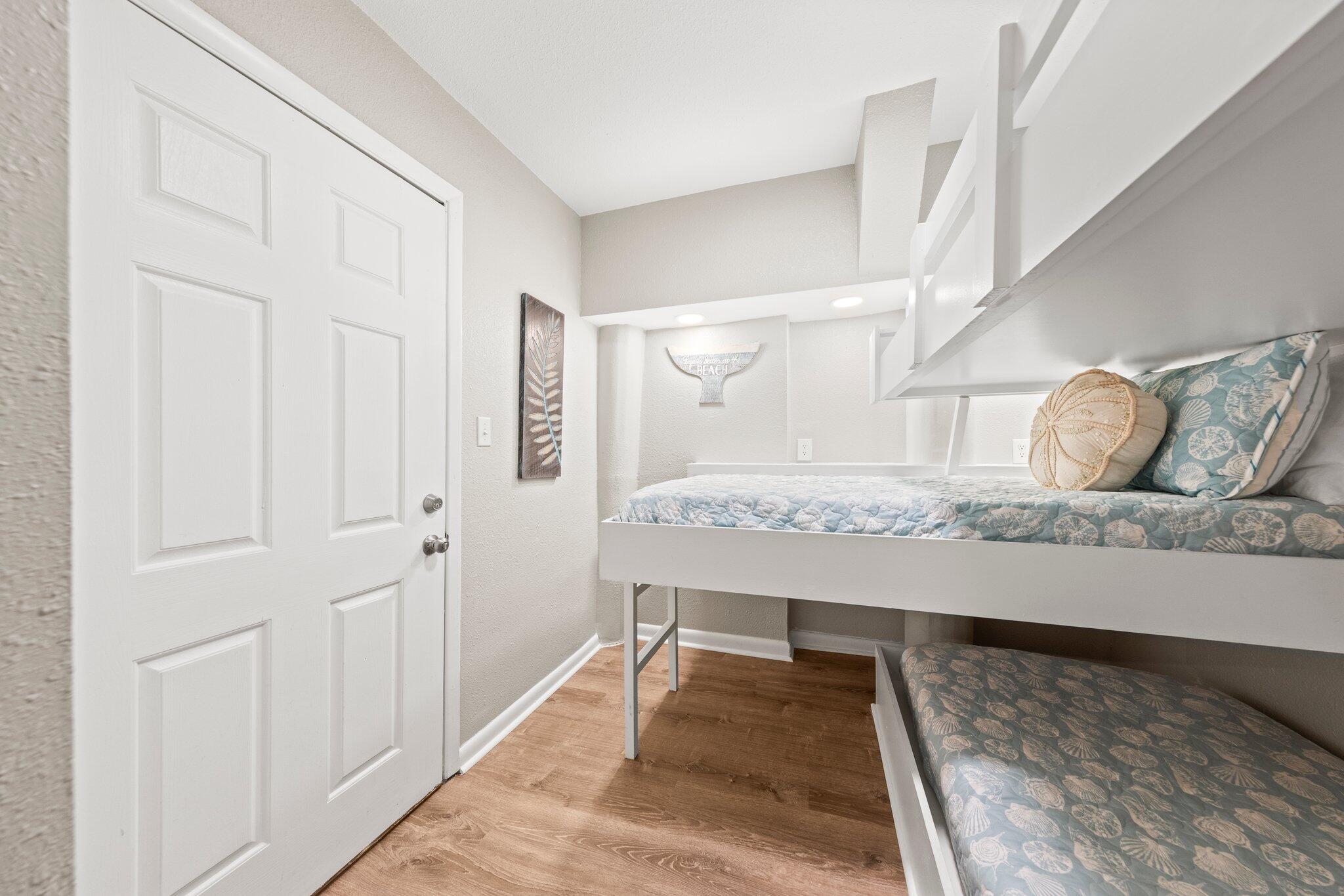 GREENREEF T/H PH 2 - Residential