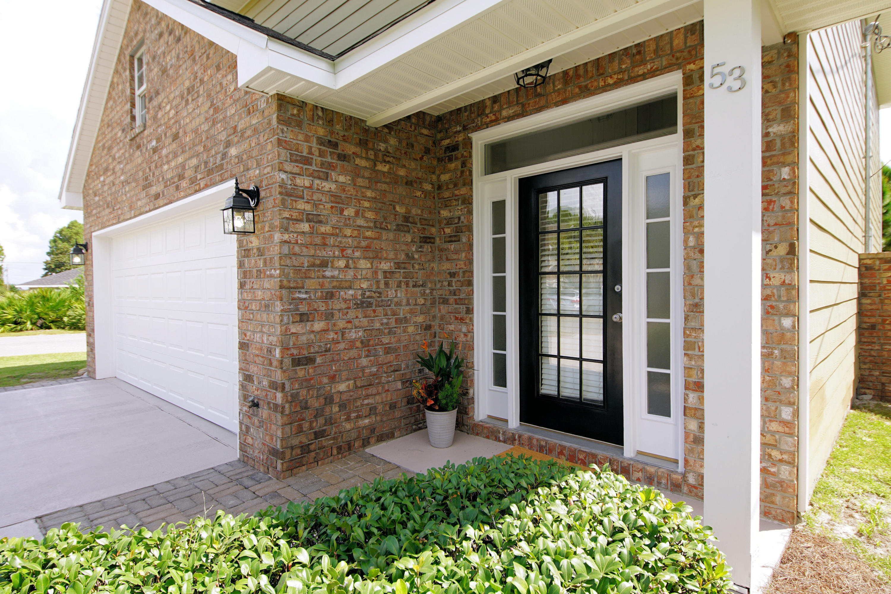 OLDE FLORIDA LAKES - Residential